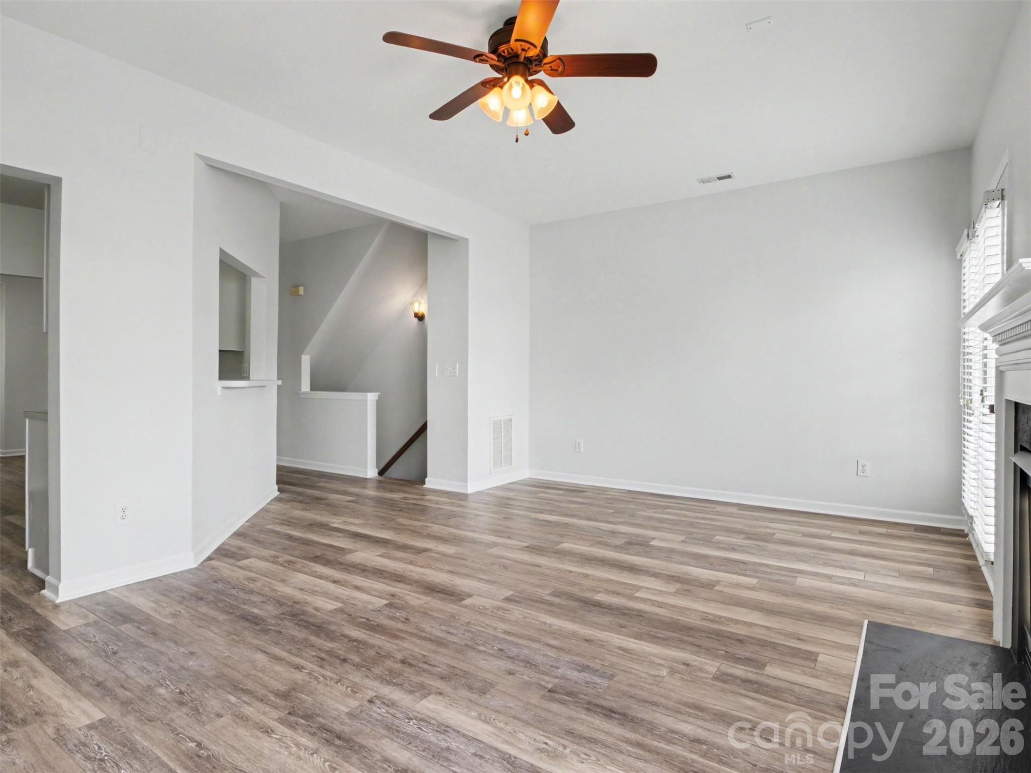 9712 Bailey Road Property Photo 8