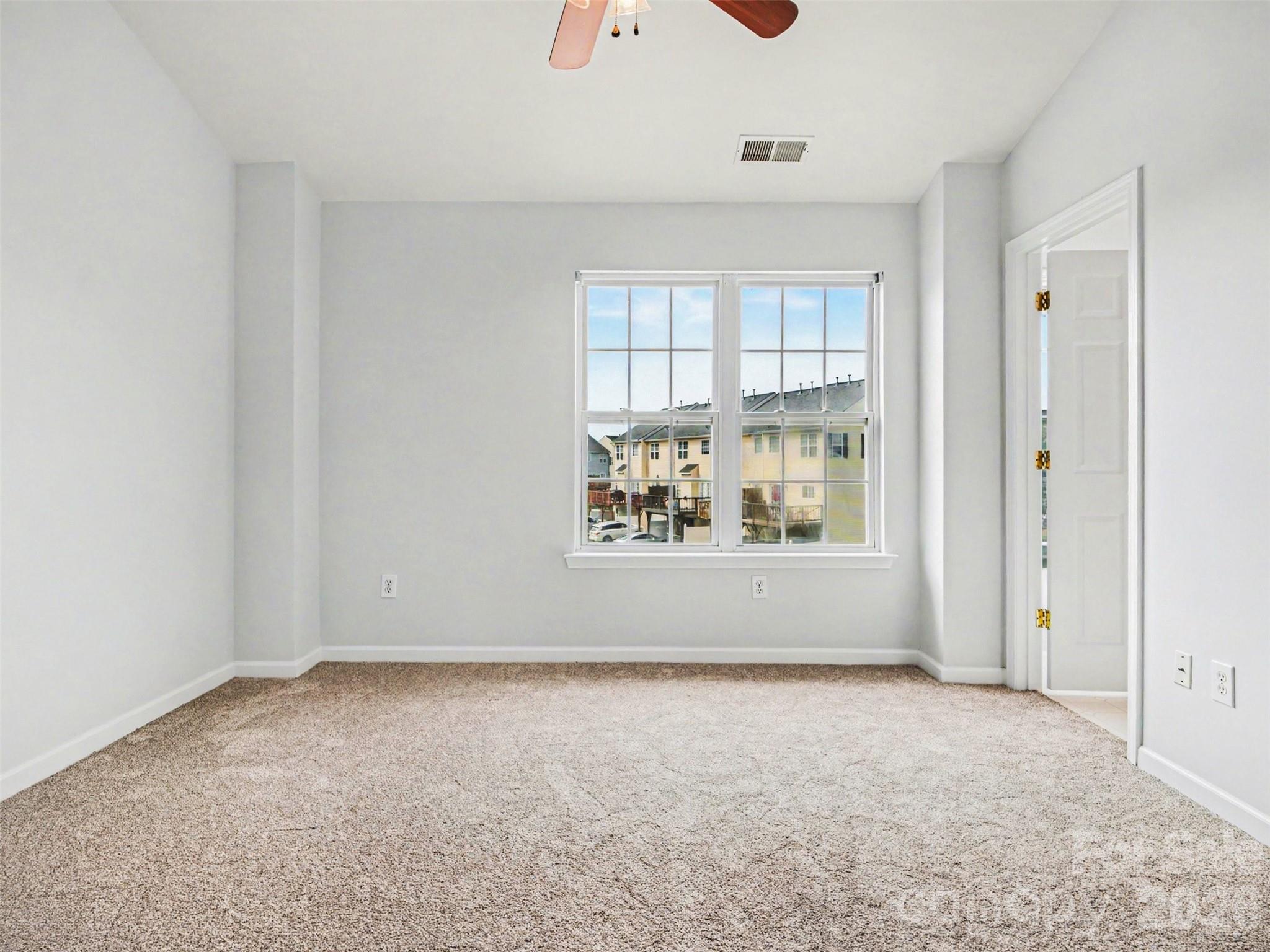 9712 Bailey Road Property Photo 20