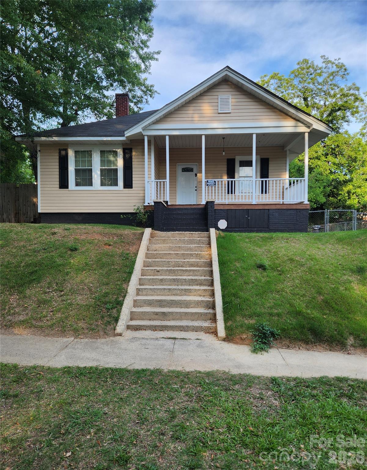 106 N Liberty Street Property Photo 1