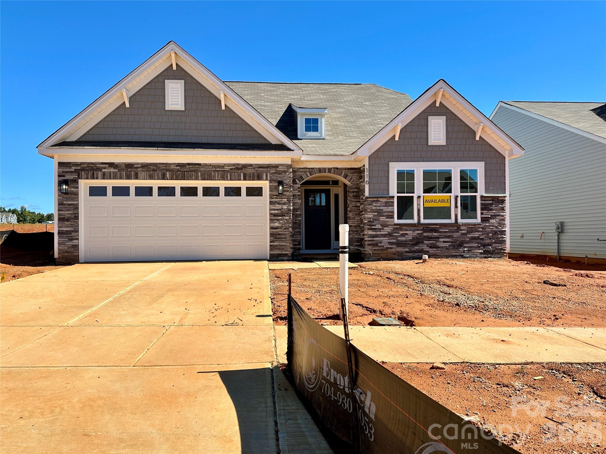 116 Swing Lane Property Photo 1