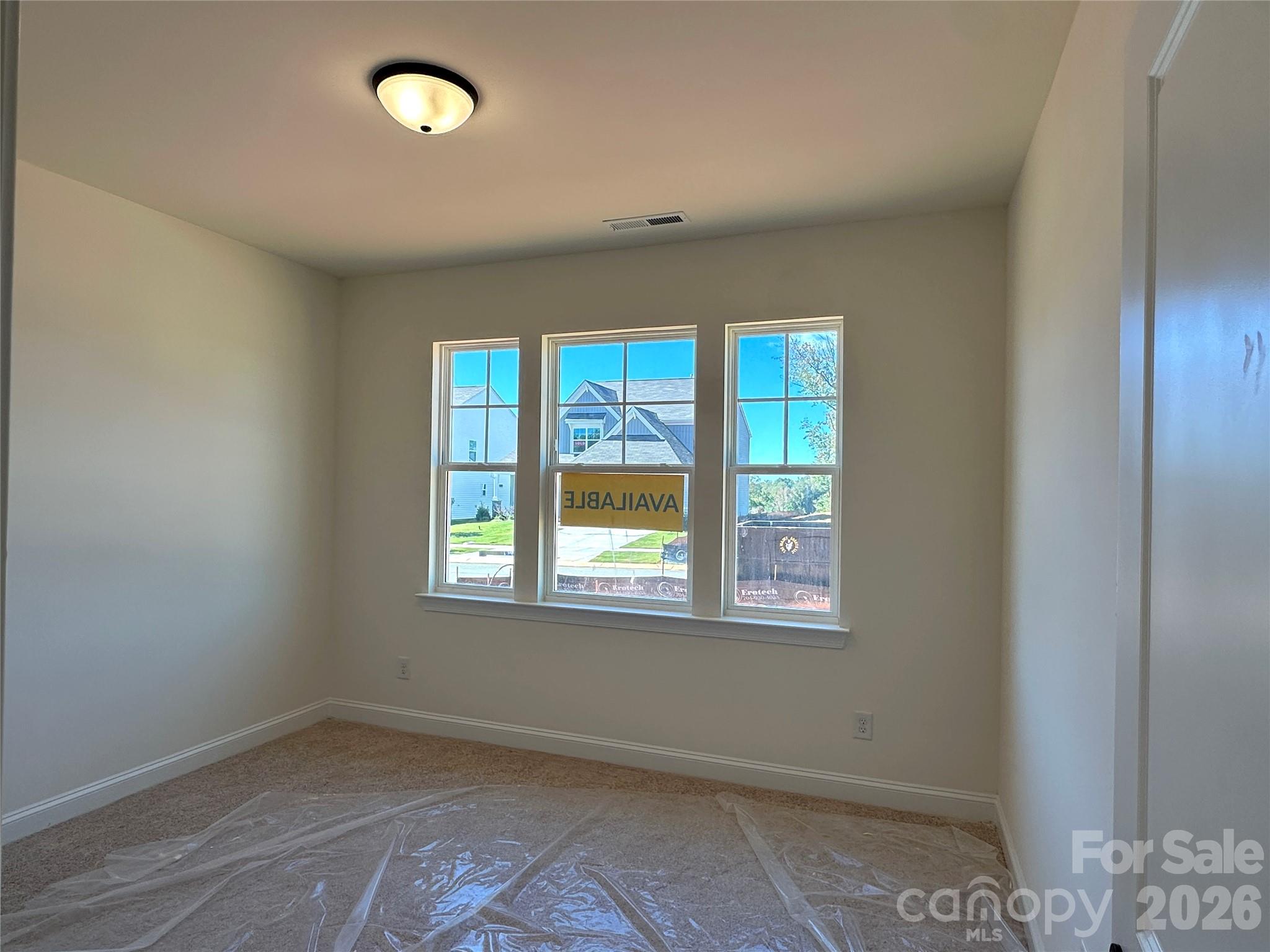 116 Swing Lane Property Photo 4