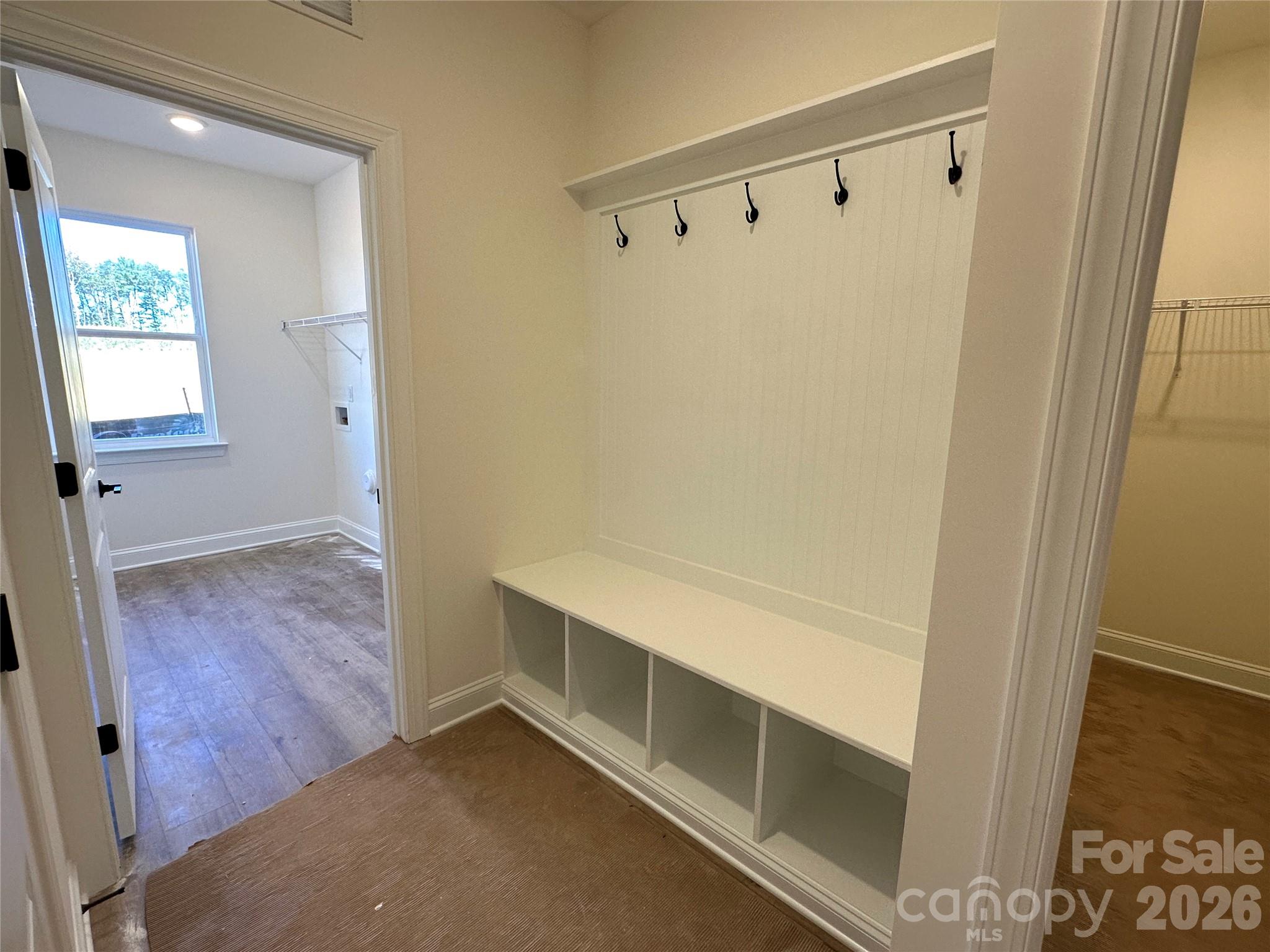 116 Swing Lane Property Photo 7