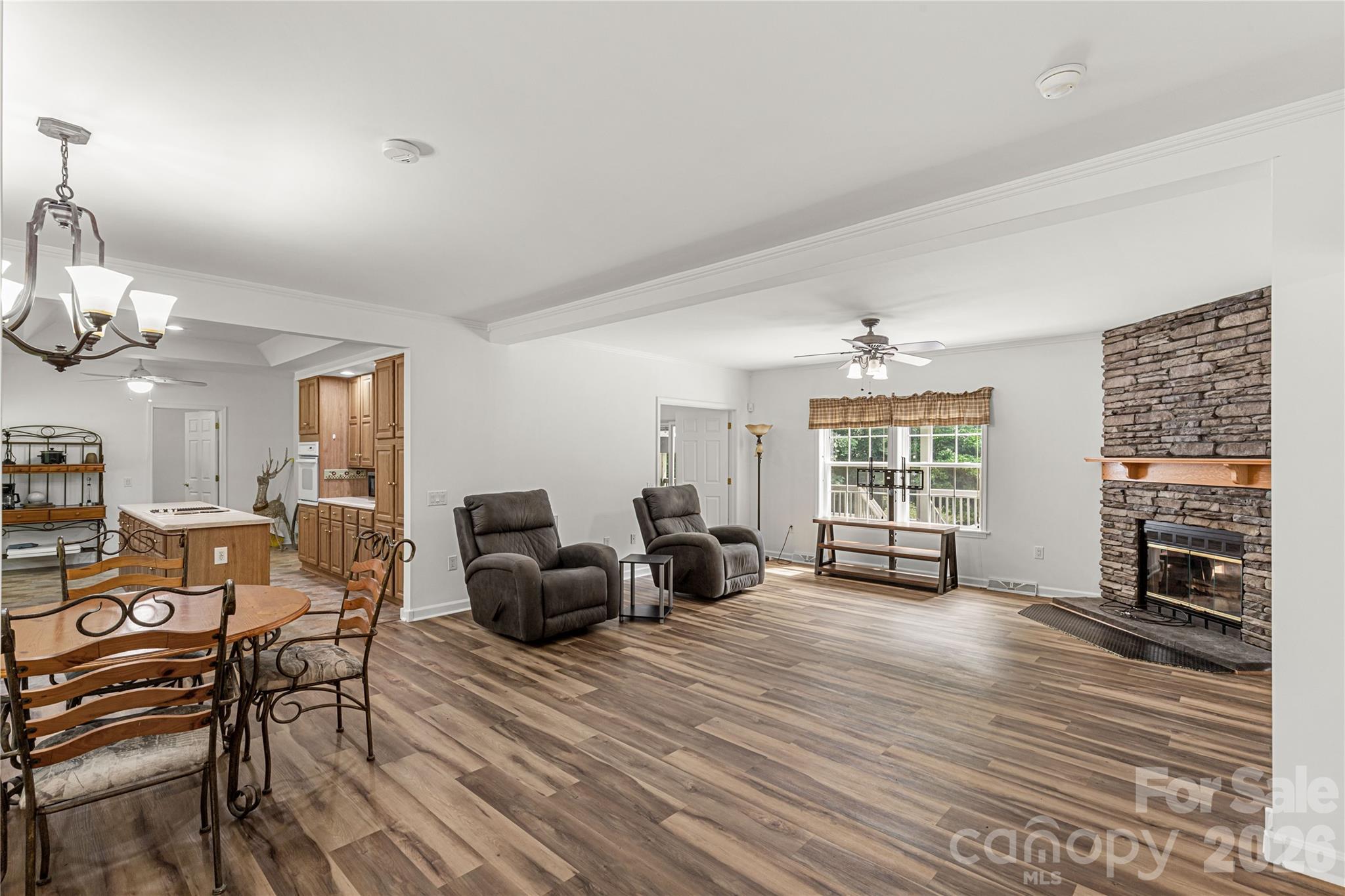 1738 Charlotte Highway Property Photo 8
