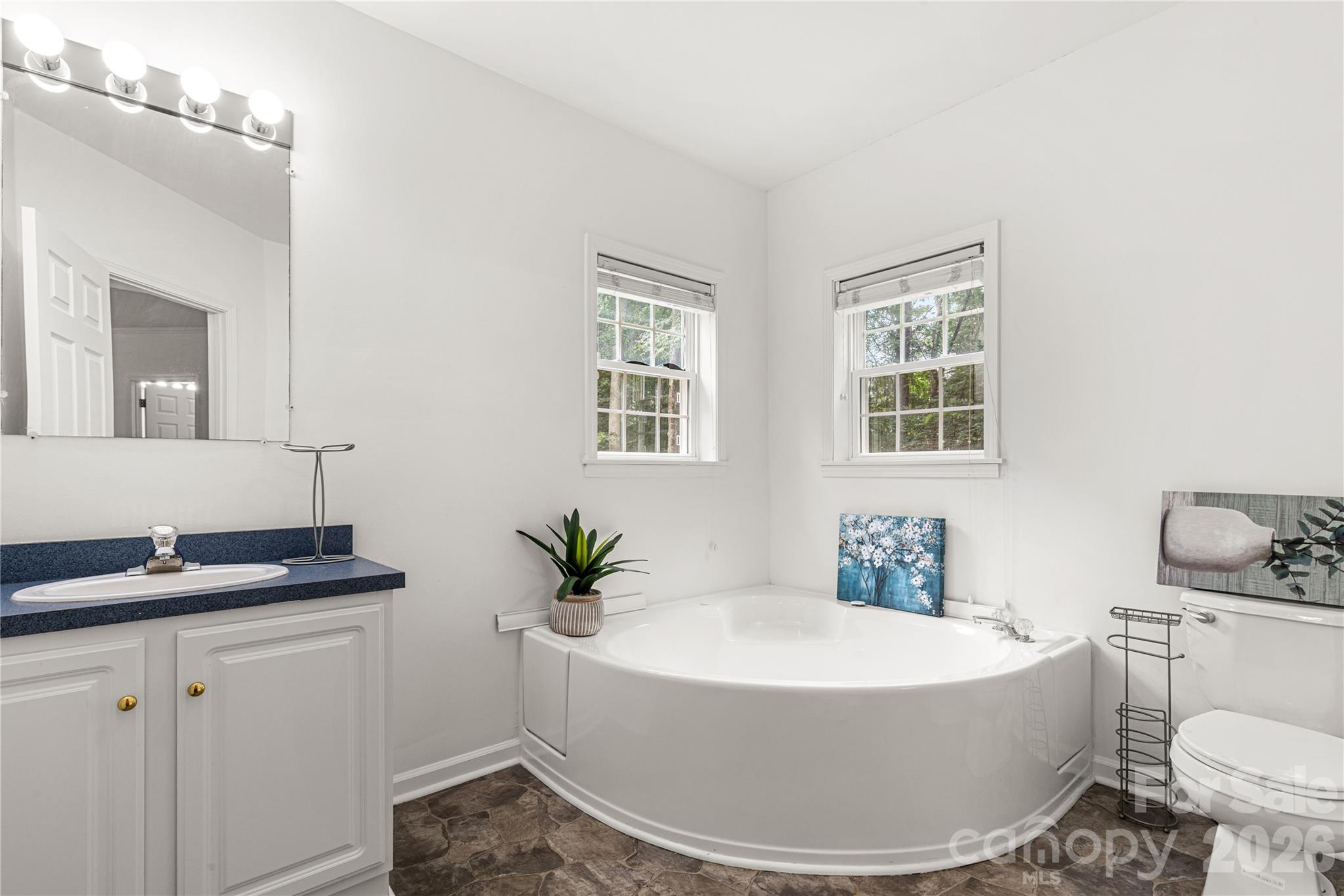 1738 Charlotte Highway Property Photo 24
