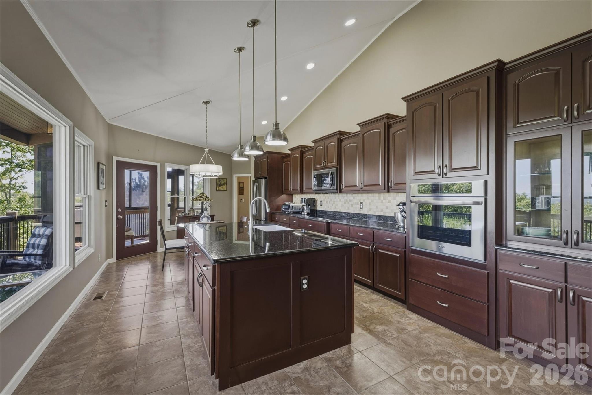 315 Lakeview Trail Property Photo 17