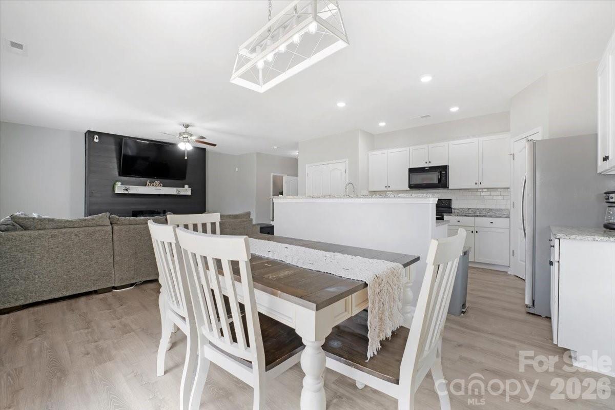 205 Churchill Drive Property Photo 20