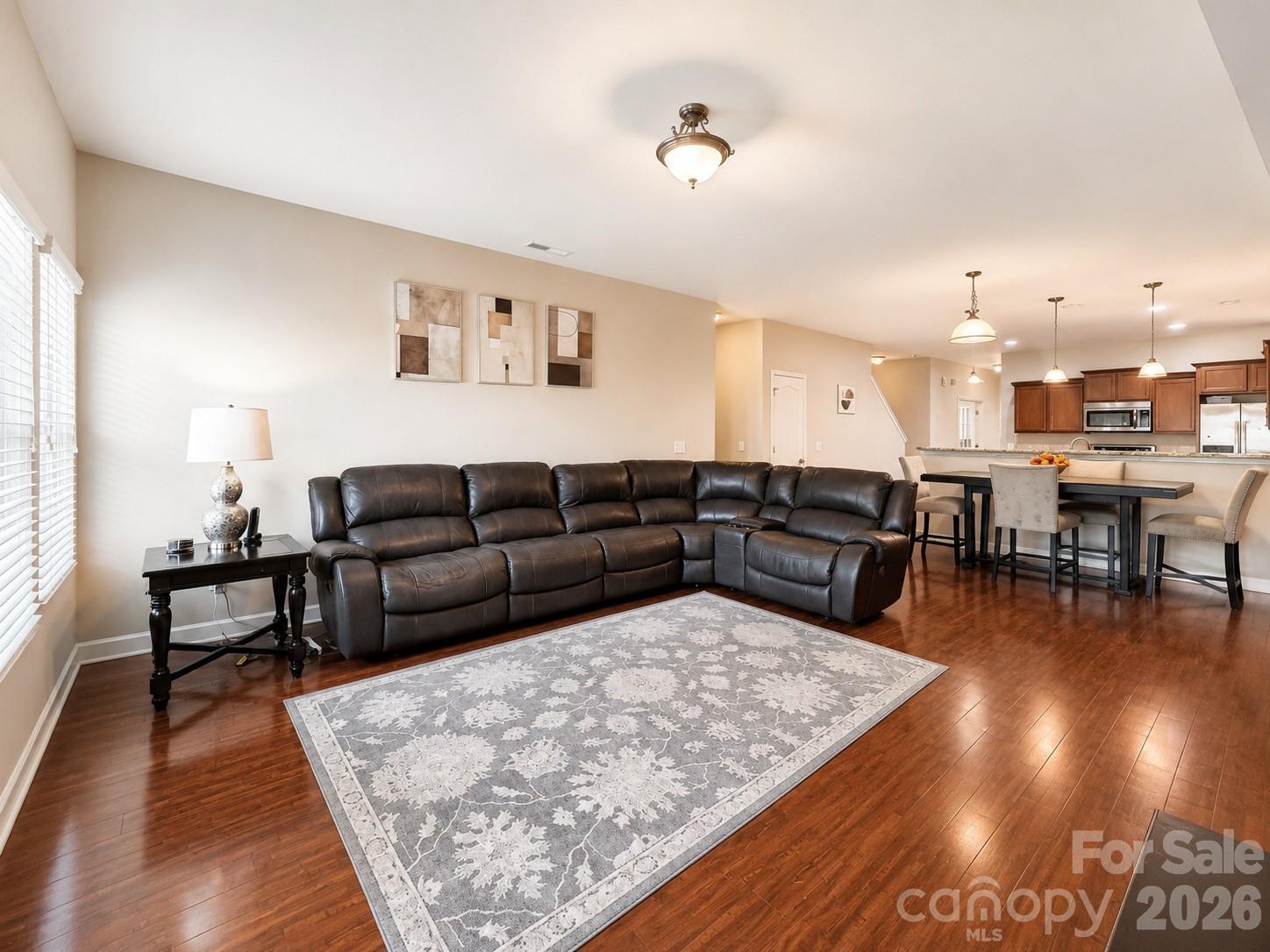 1919 Corriente Court Property Photo 1