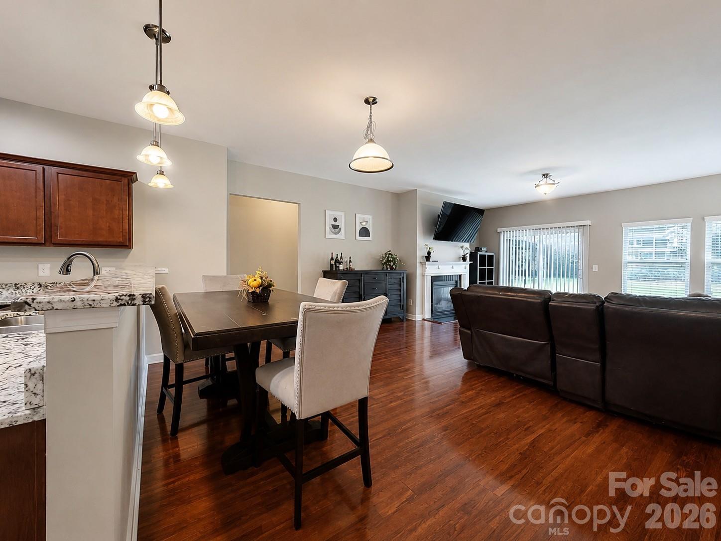 1919 Corriente Court Property Photo 14