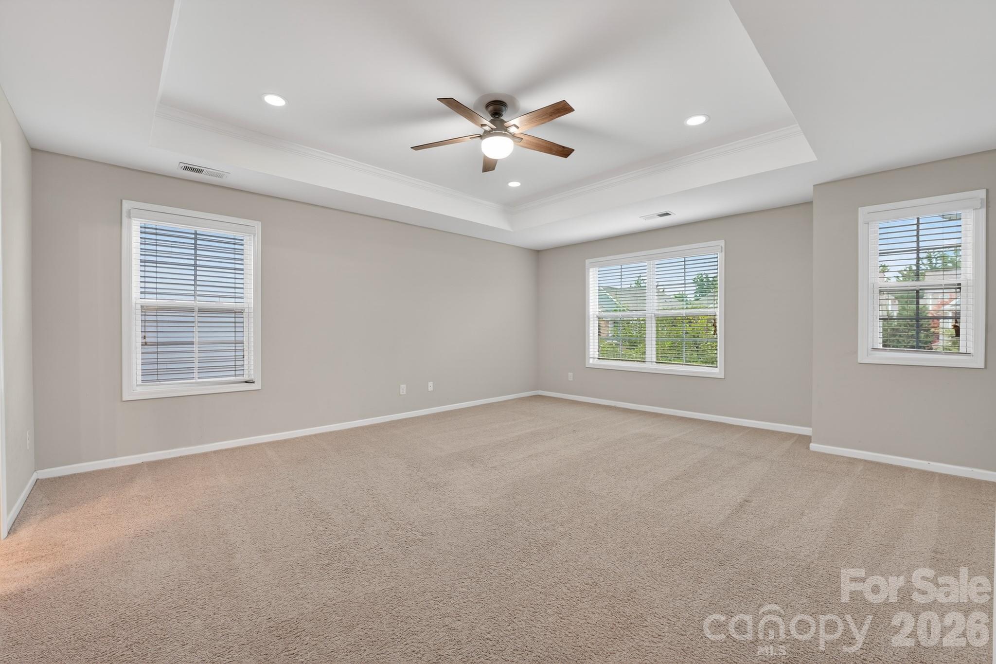 2392 Palmdale Walk Drive Property Photo 13