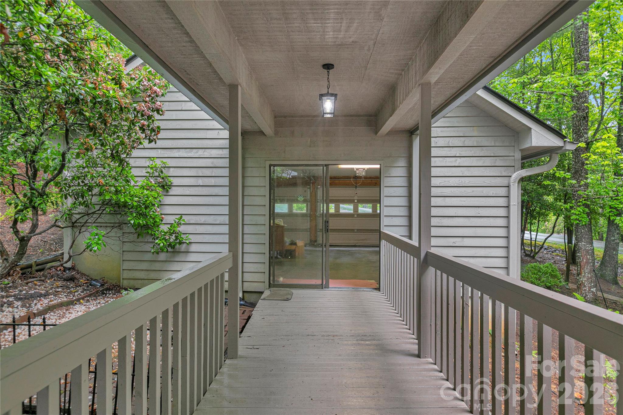 56 Guque Court Property Photo 3