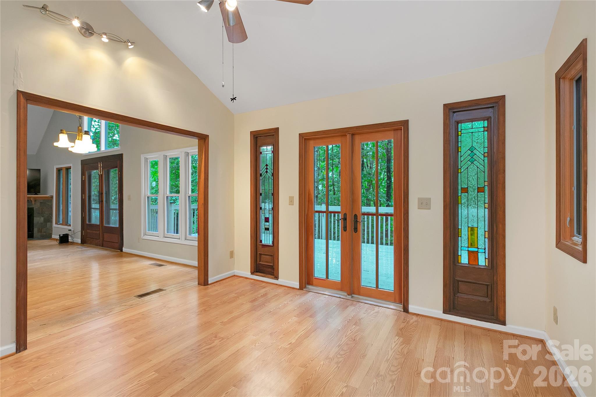 56 Guque Court Property Photo 12