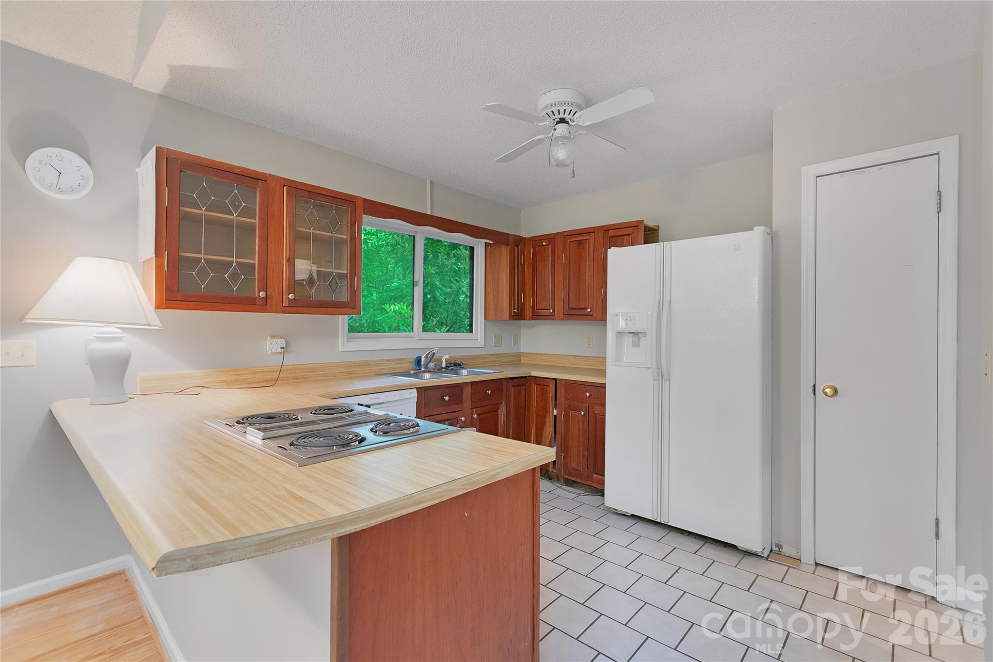 56 Guque Court Property Photo 16