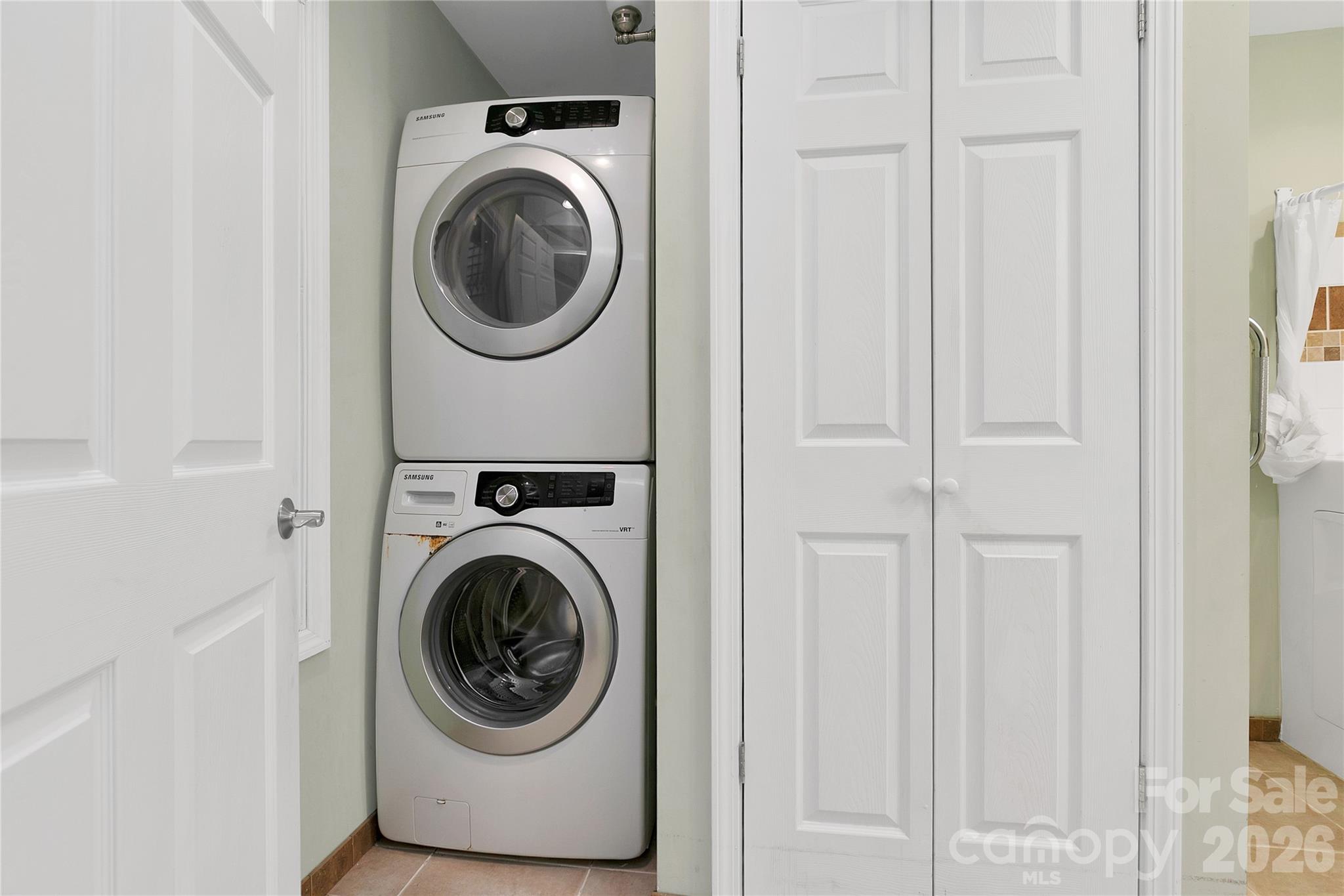 56 Guque Court Property Photo 23