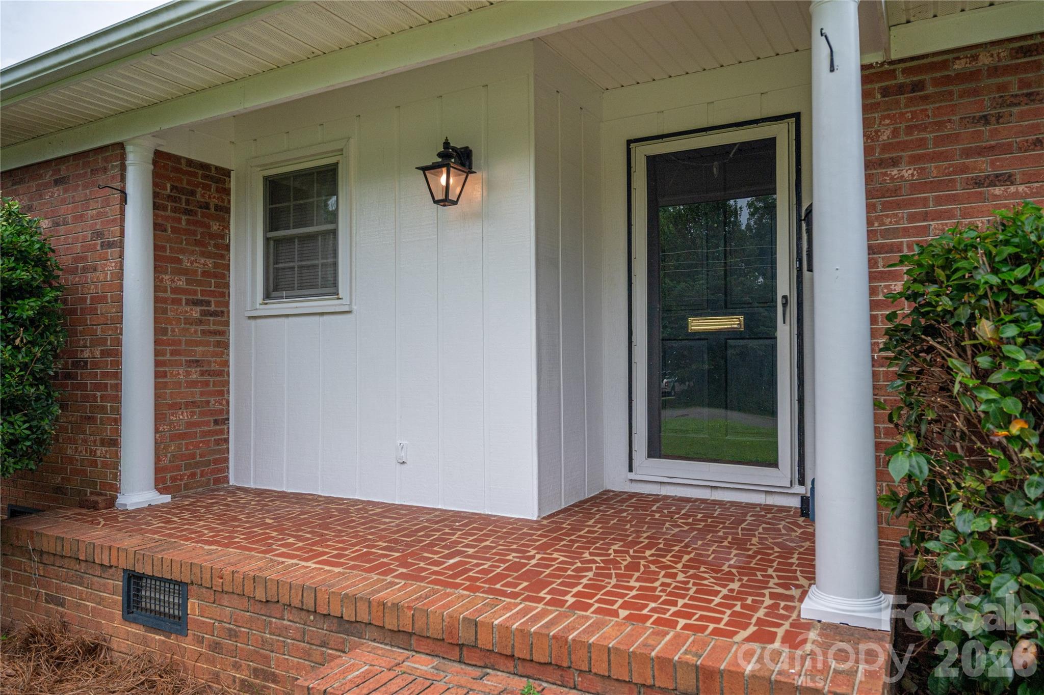 225 Dogwood Drive Property Photo 5