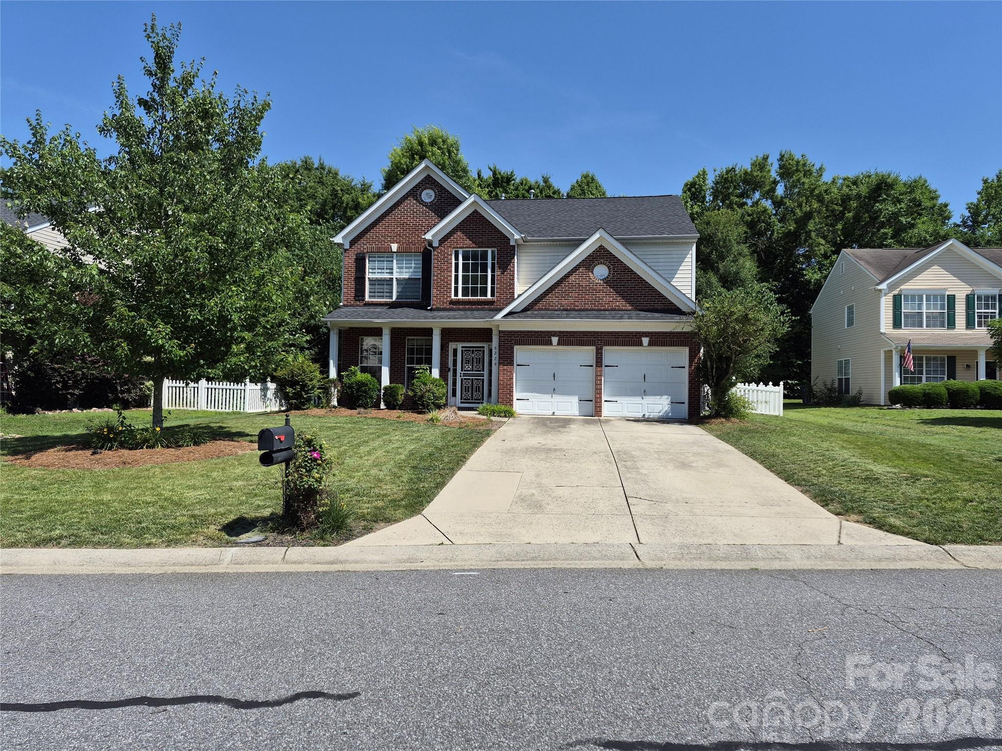 6229 Roseway Court Property Photo 2