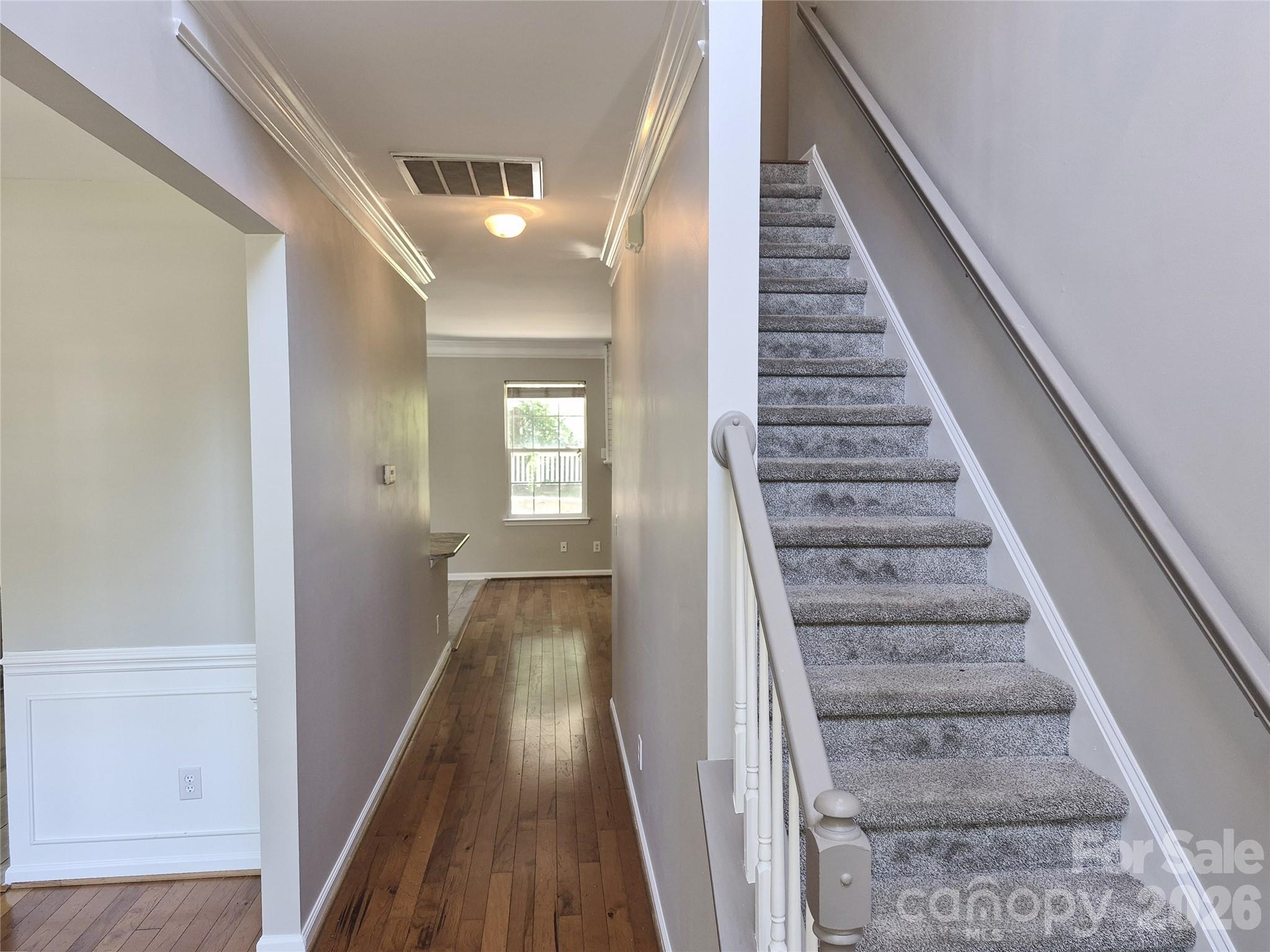 6229 Roseway Court Property Photo 5