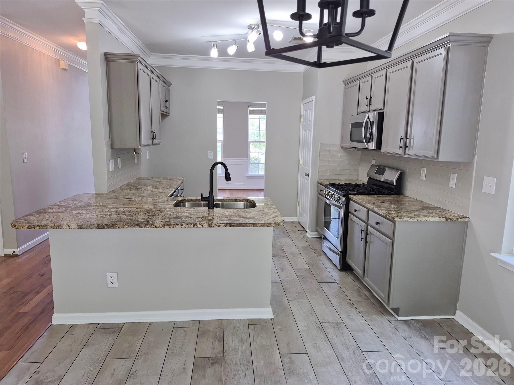 6229 Roseway Court Property Photo 16