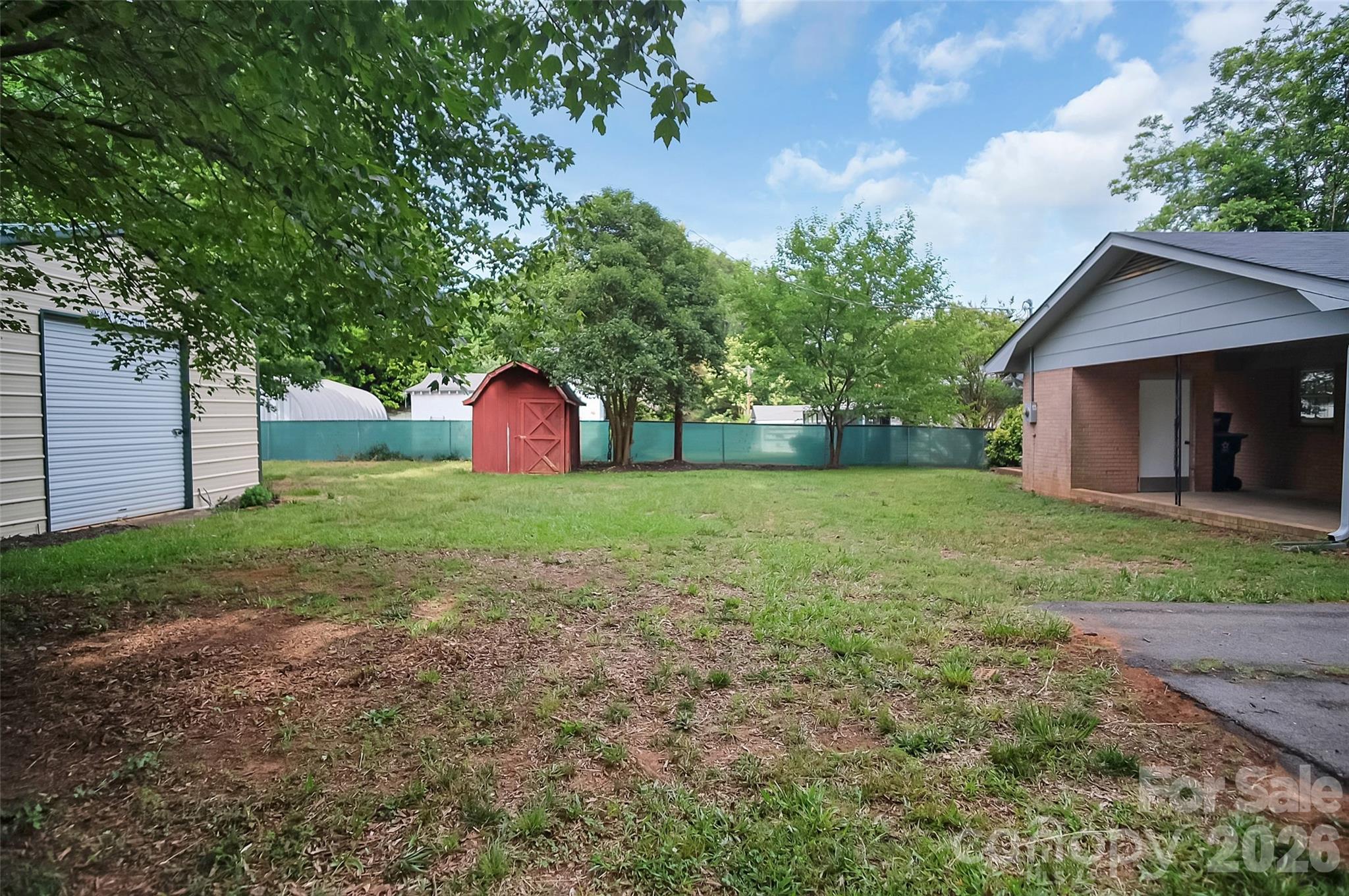 327 Arlington Street Property Photo 26