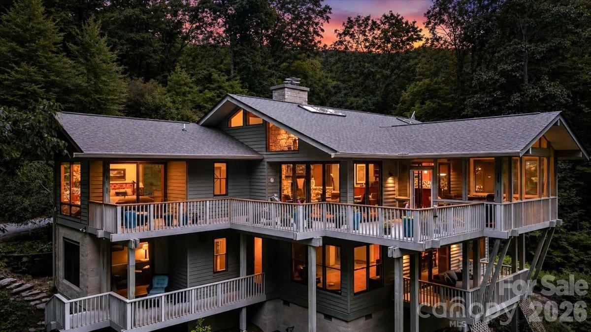 466 Sweetwater Lane Property Photo 1
