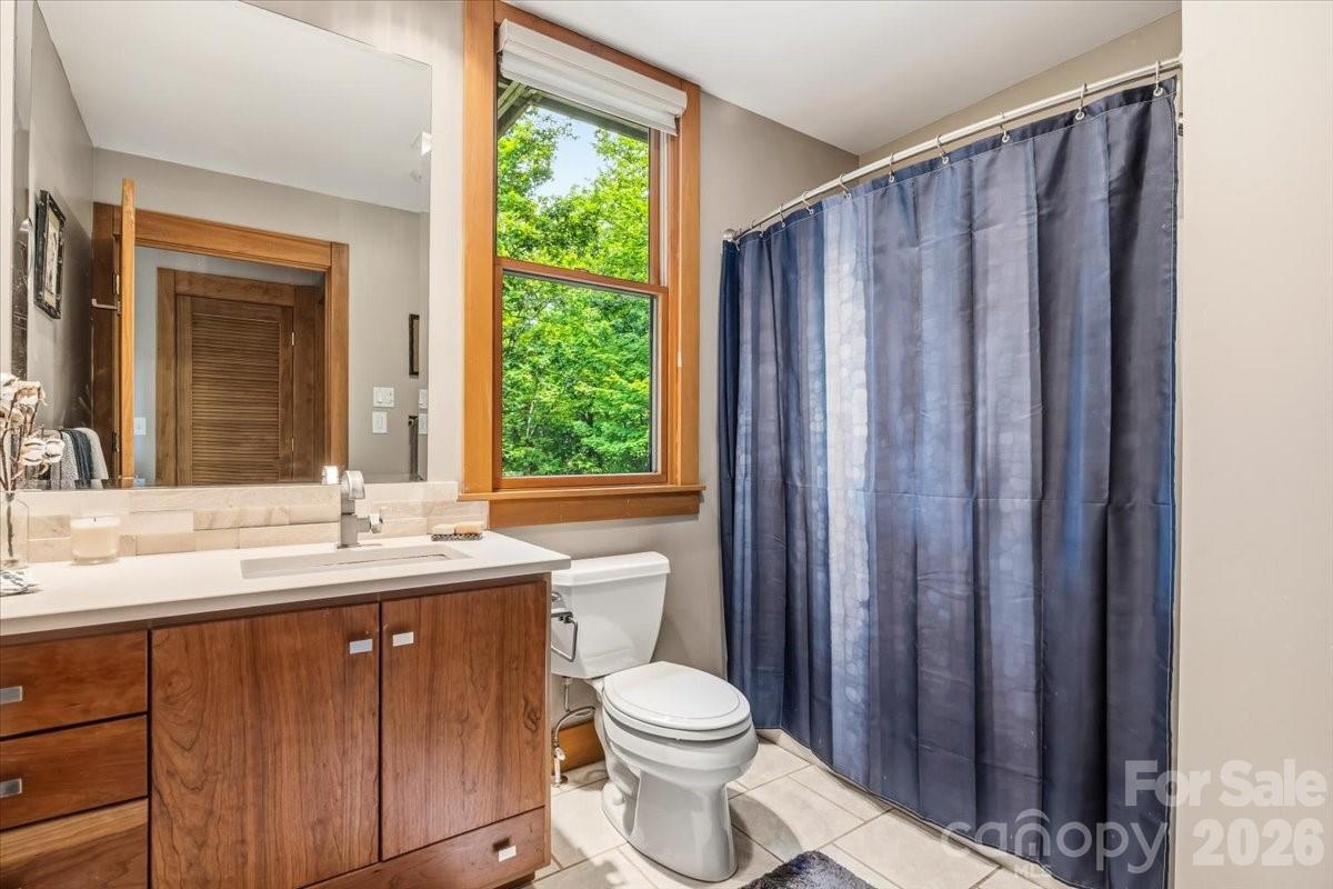 466 Sweetwater Lane Property Photo 35