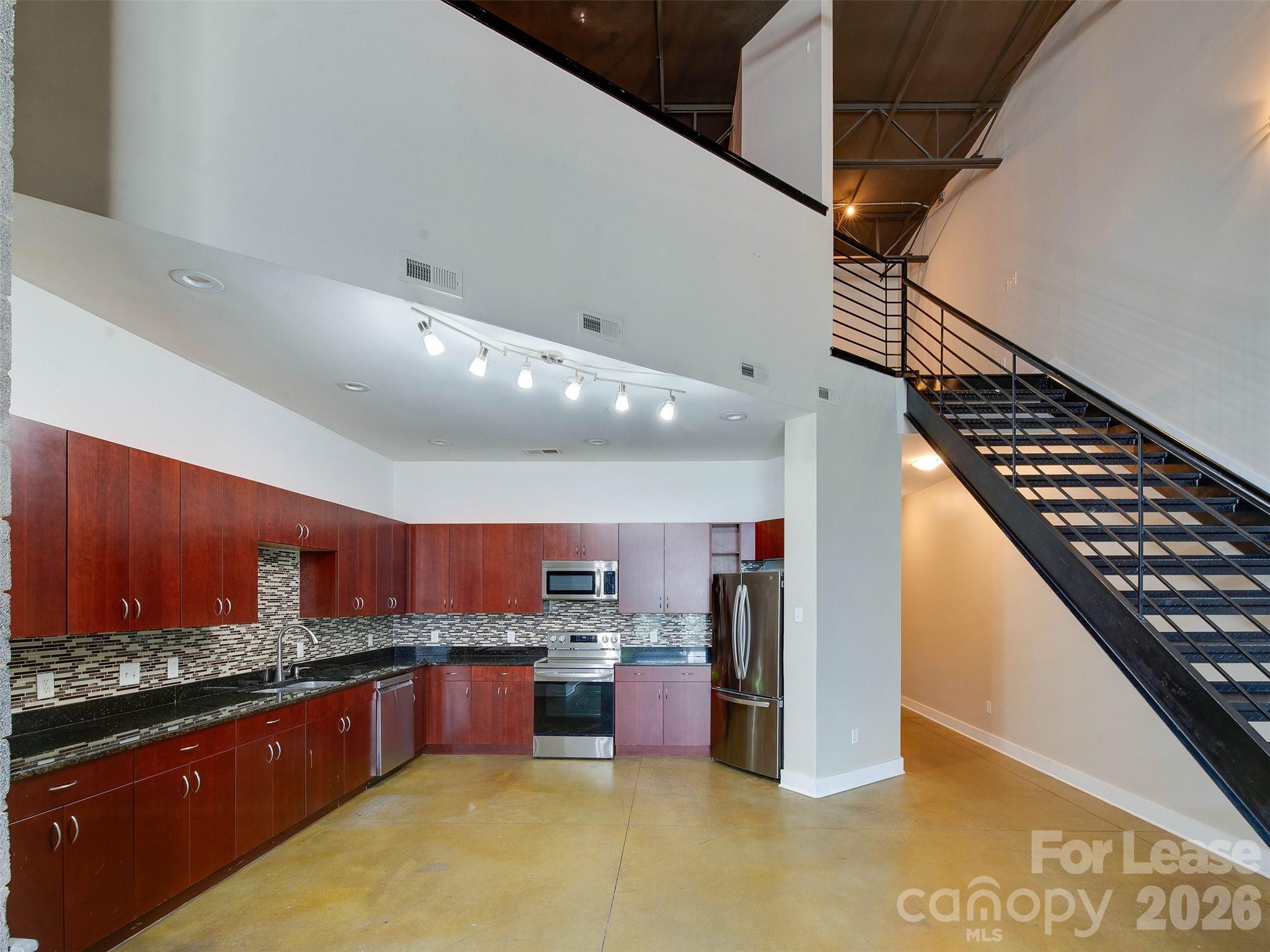 927 Westmere Avenue Property Photo 8