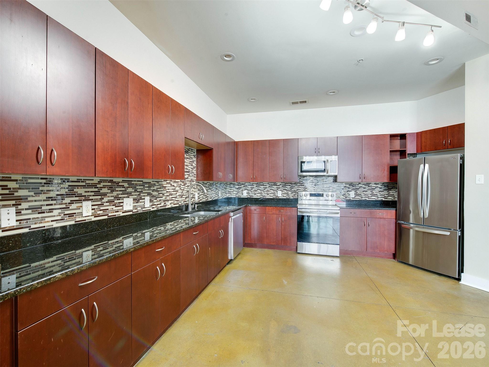 927 Westmere Avenue Property Photo 15