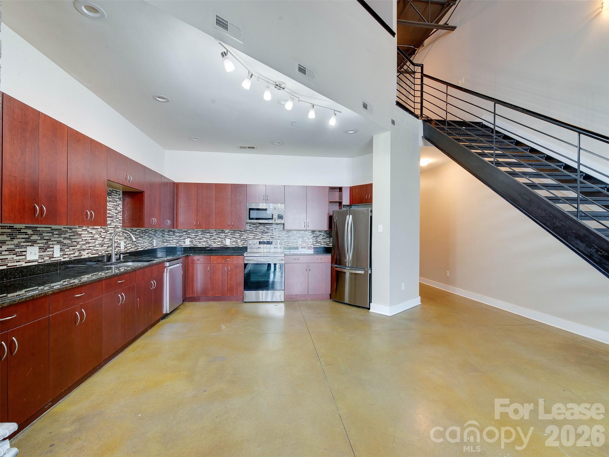 927 Westmere Avenue Property Photo 16