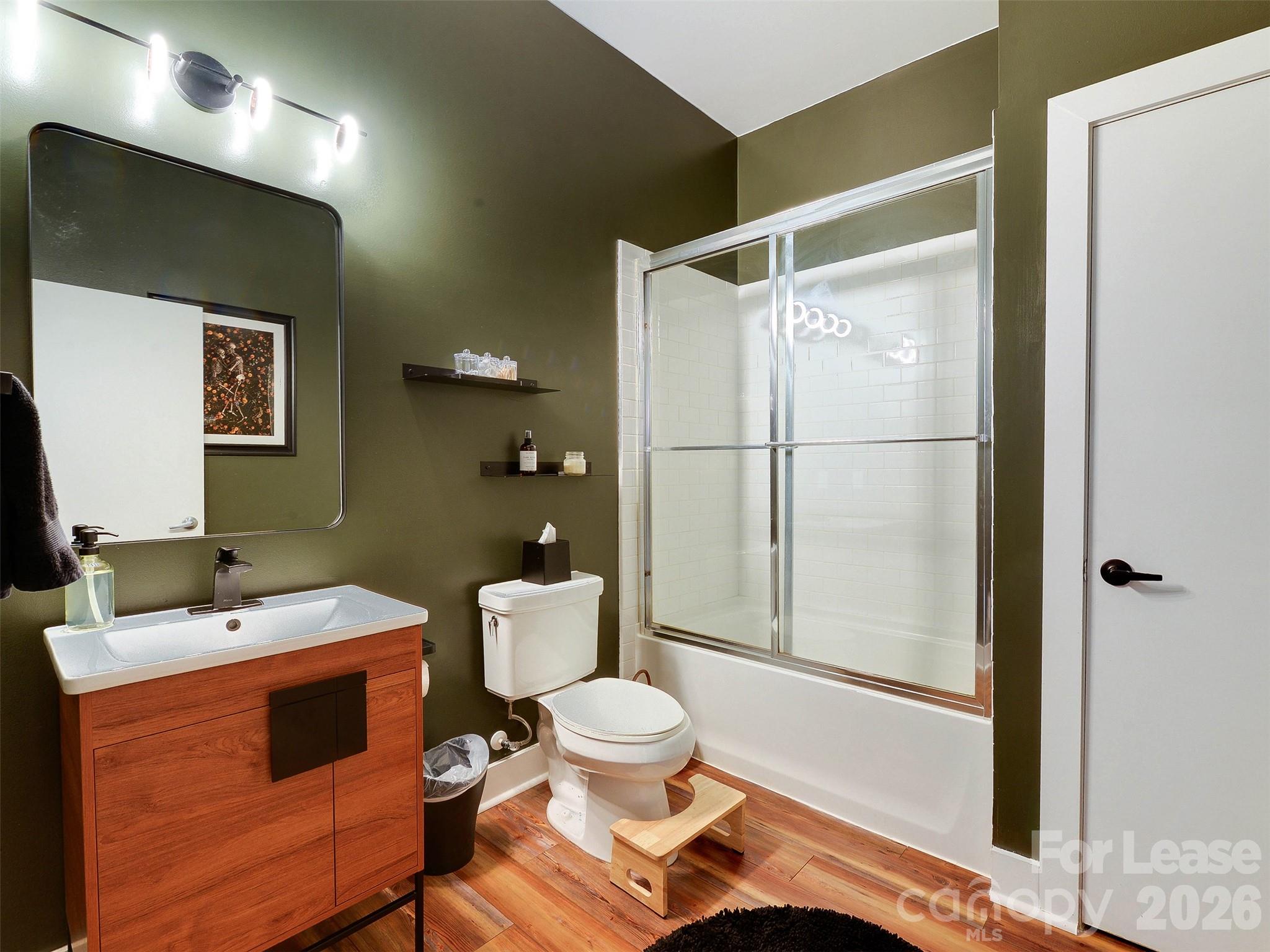 935 Westmere Avenue Property Photo 4
