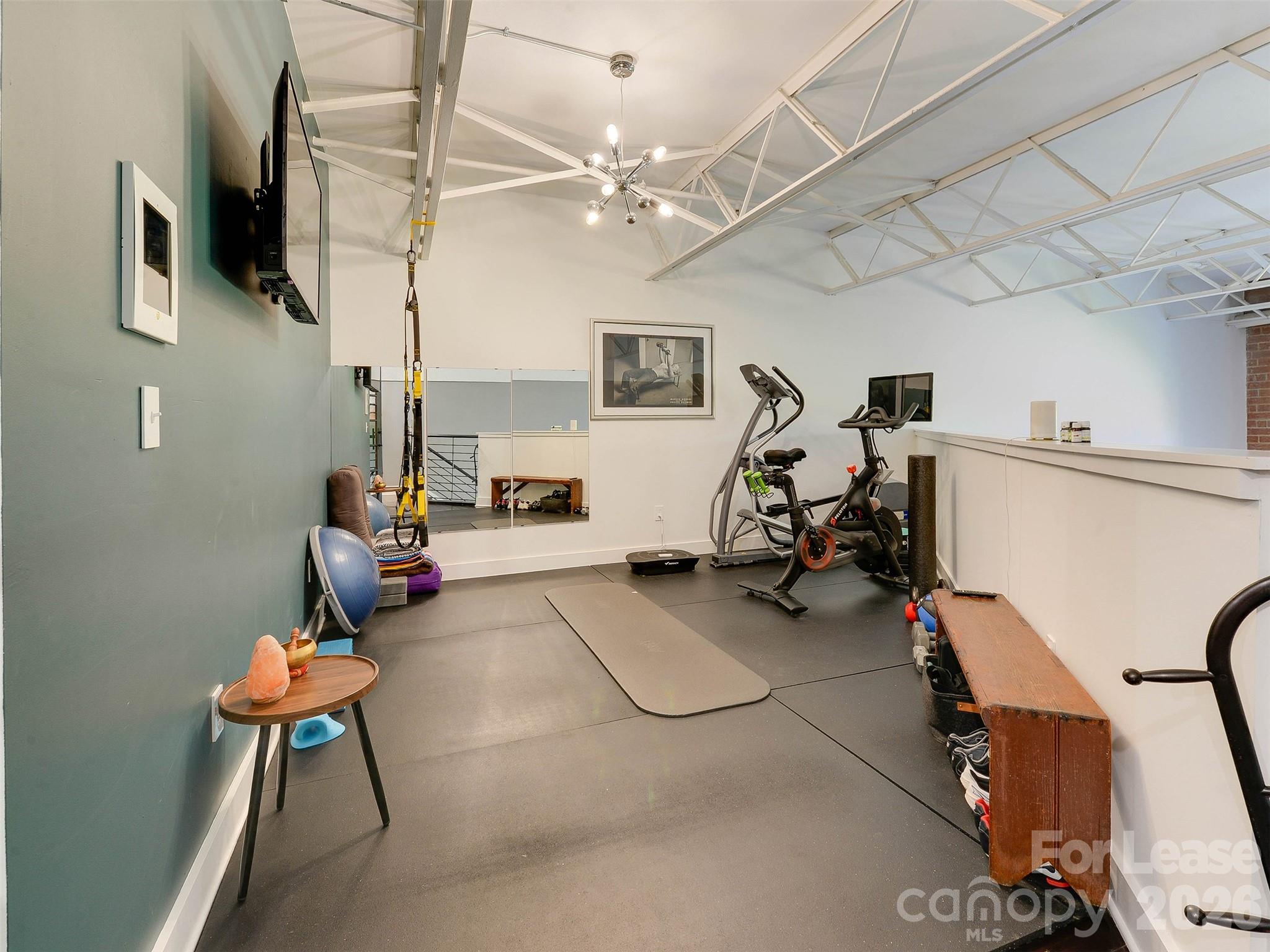 935 Westmere Avenue Property Photo 41