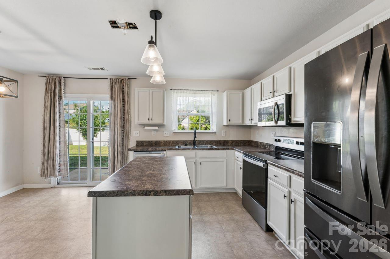 129 Quail Springs Road Property Photo 7