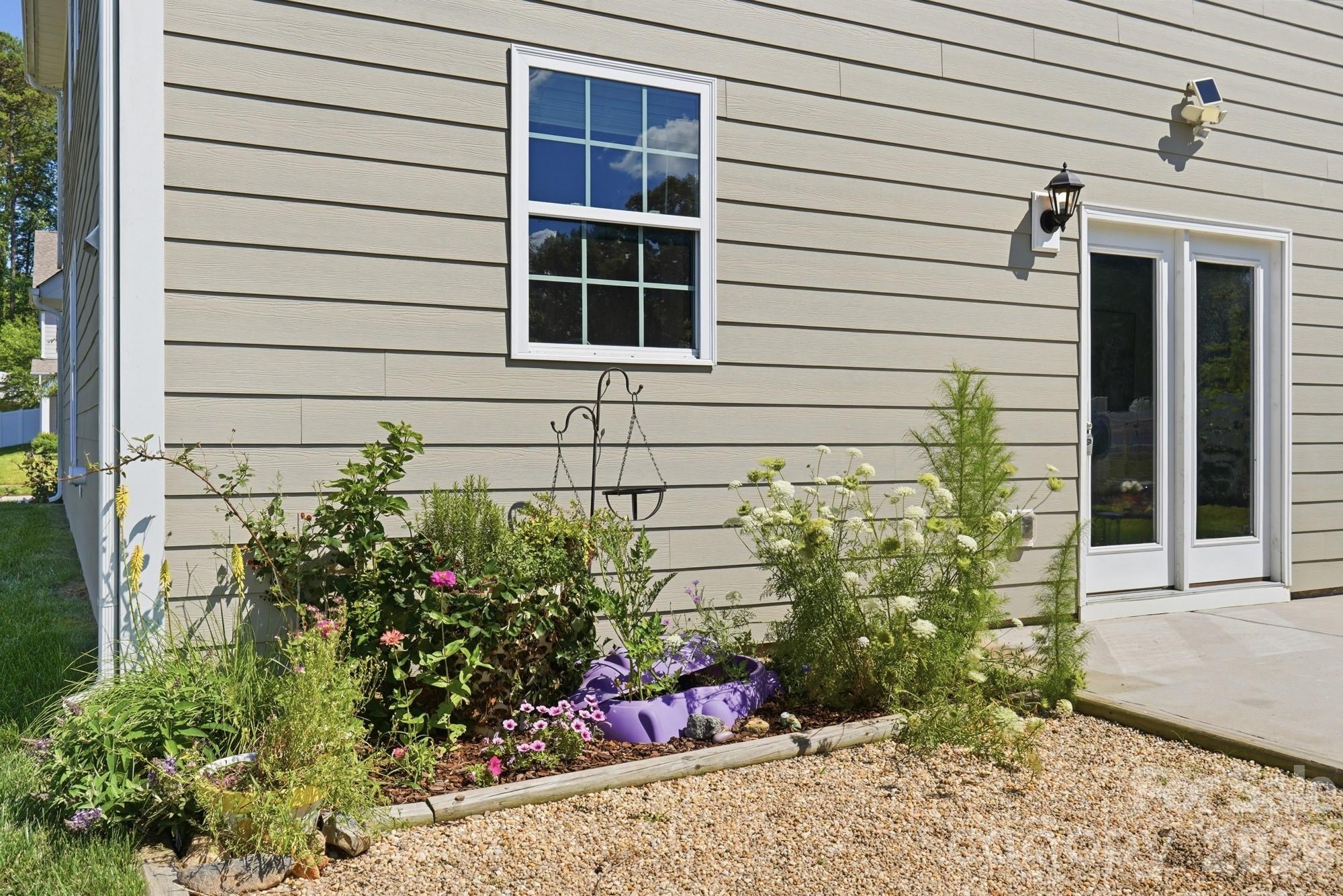 2431 Napa Terrace Property Photo 12