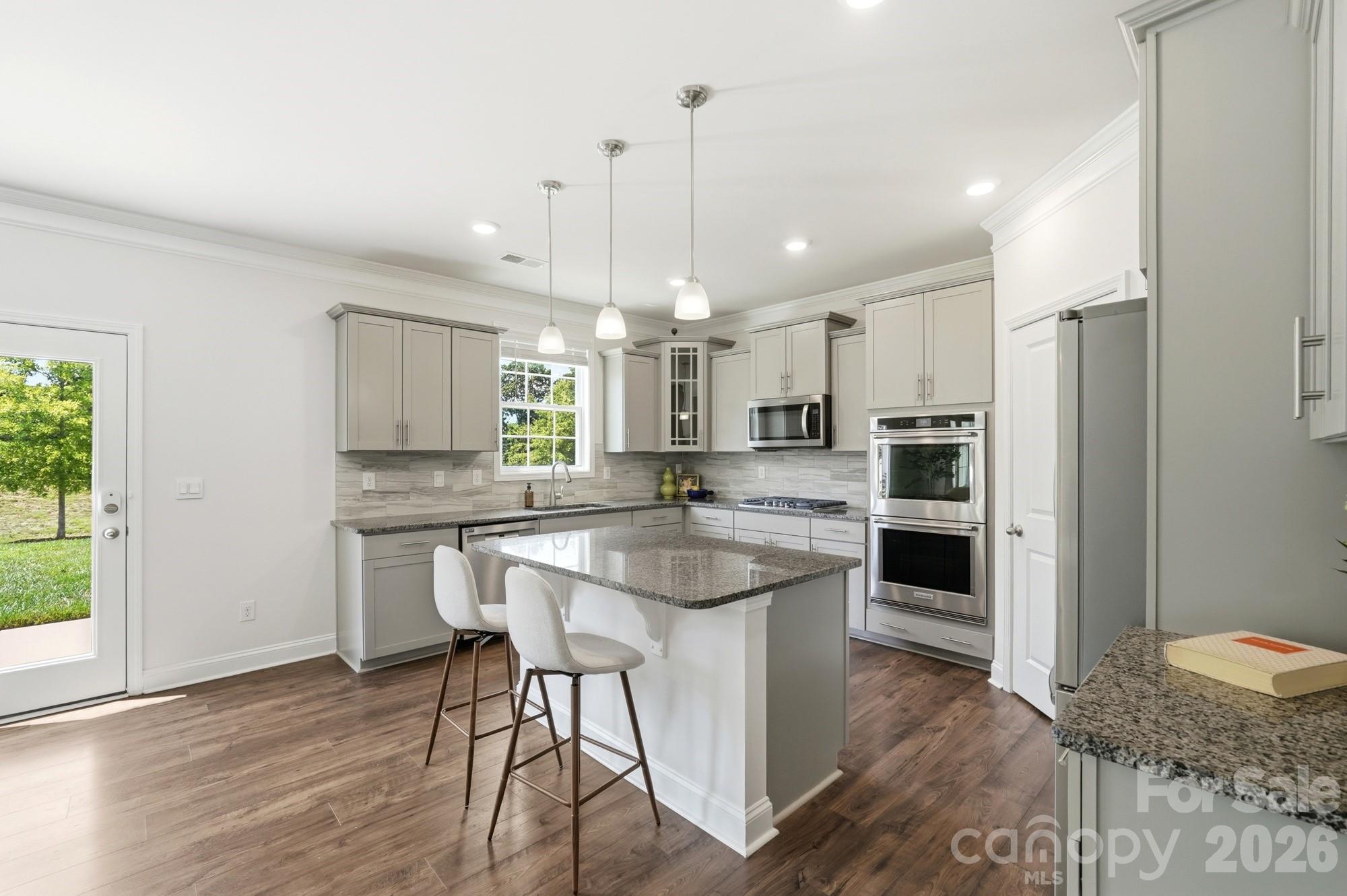 2431 Napa Terrace Property Photo 21