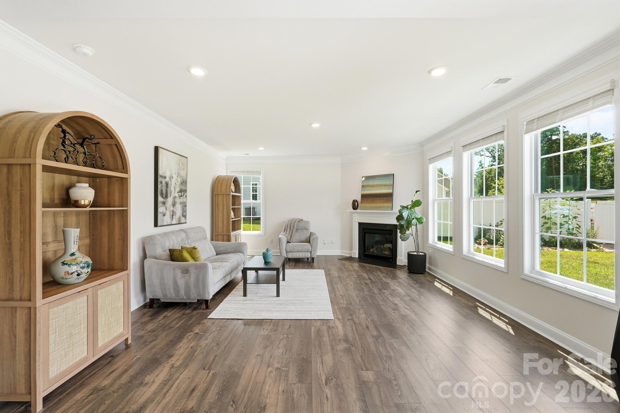 2431 Napa Terrace Property Photo 27