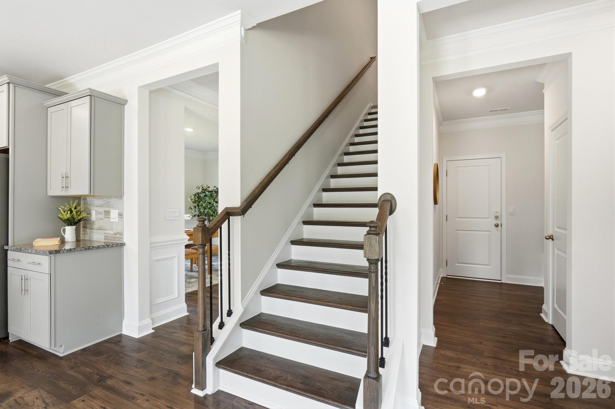 2431 Napa Terrace Property Photo 32