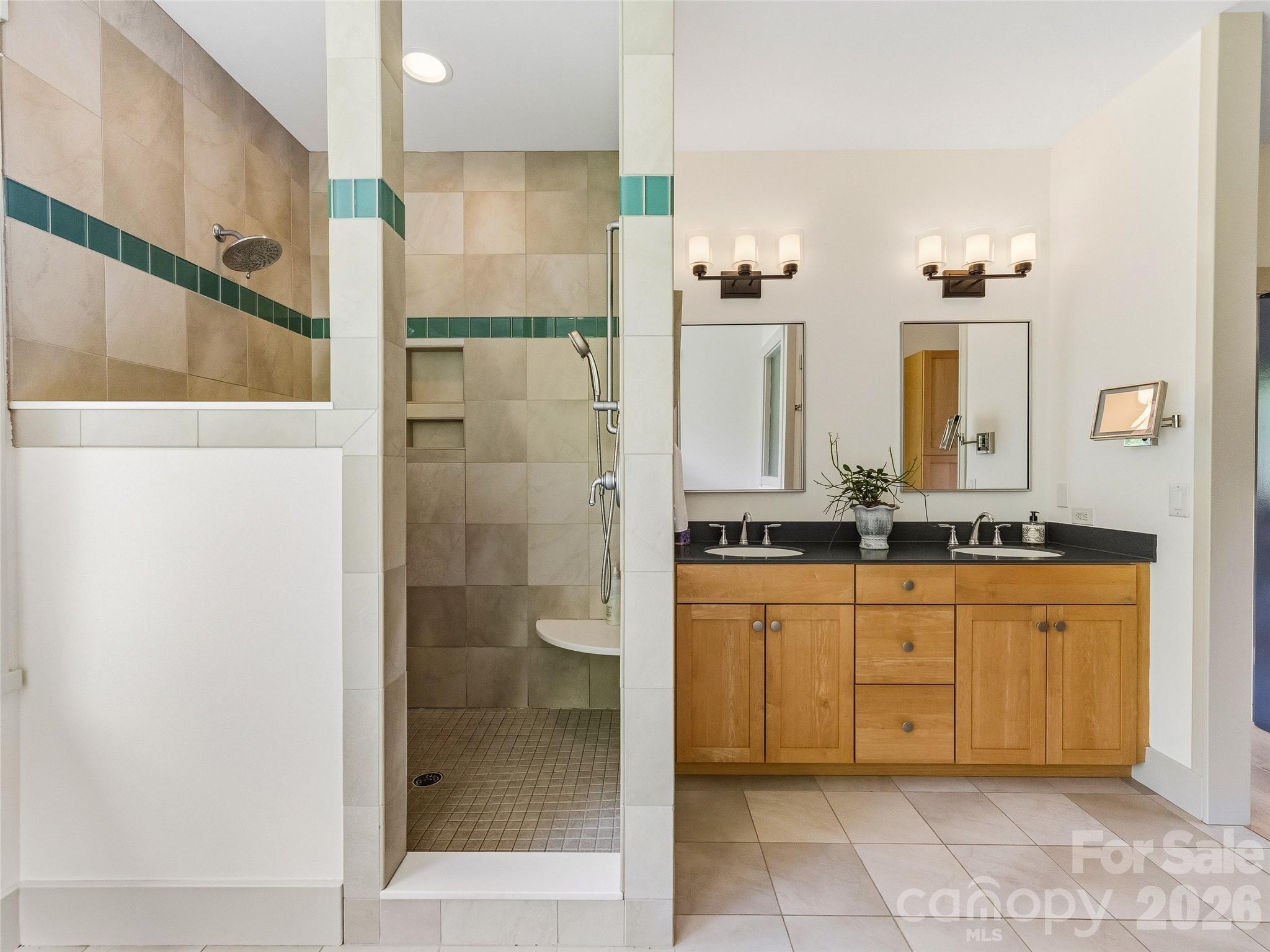 47 Garland Drive Property Photo 24