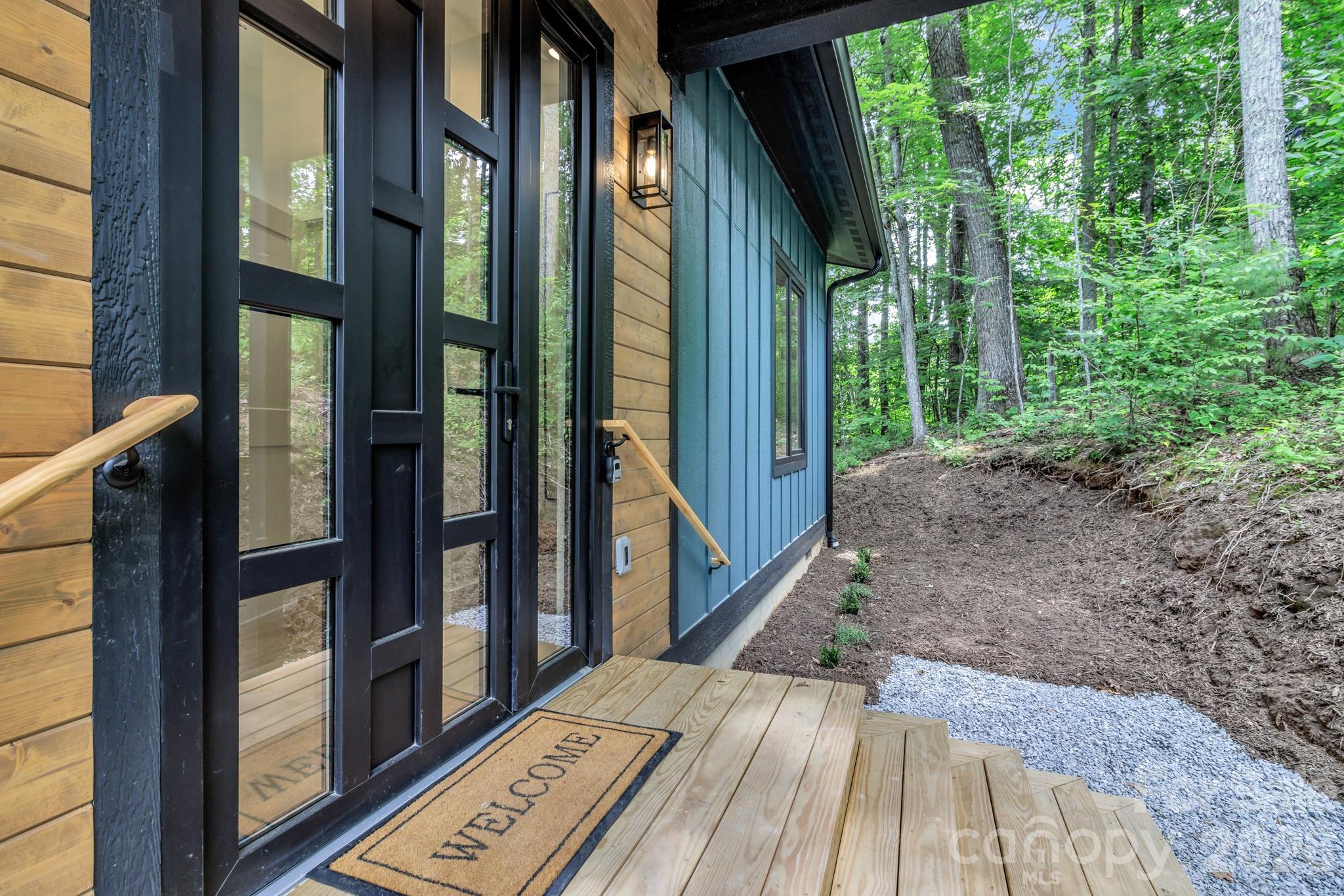 50 Sleeping Bear Ridge Property Photo 4