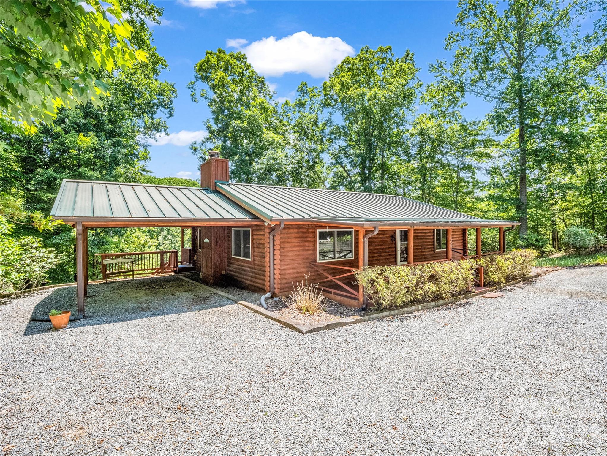 137 Amys Ridge Road Property Photo 2