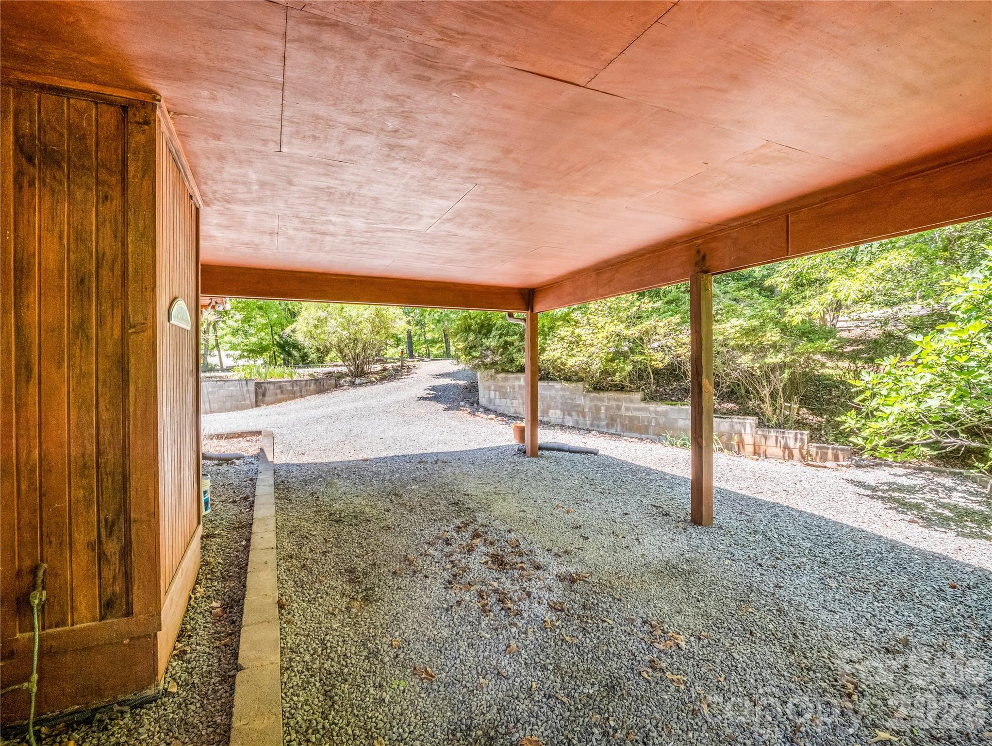 137 Amys Ridge Road Property Photo 6