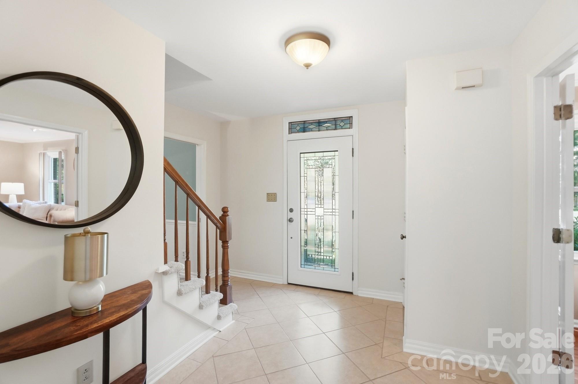 723 Walnut Point Drive Property Photo 5