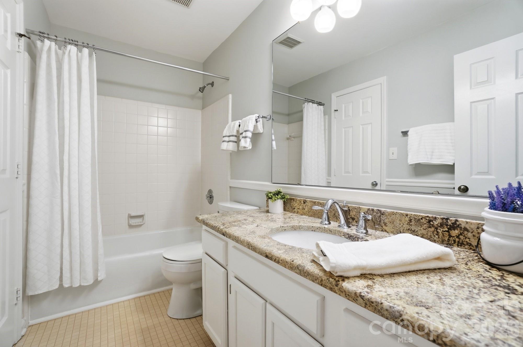 723 Walnut Point Drive Property Photo 34
