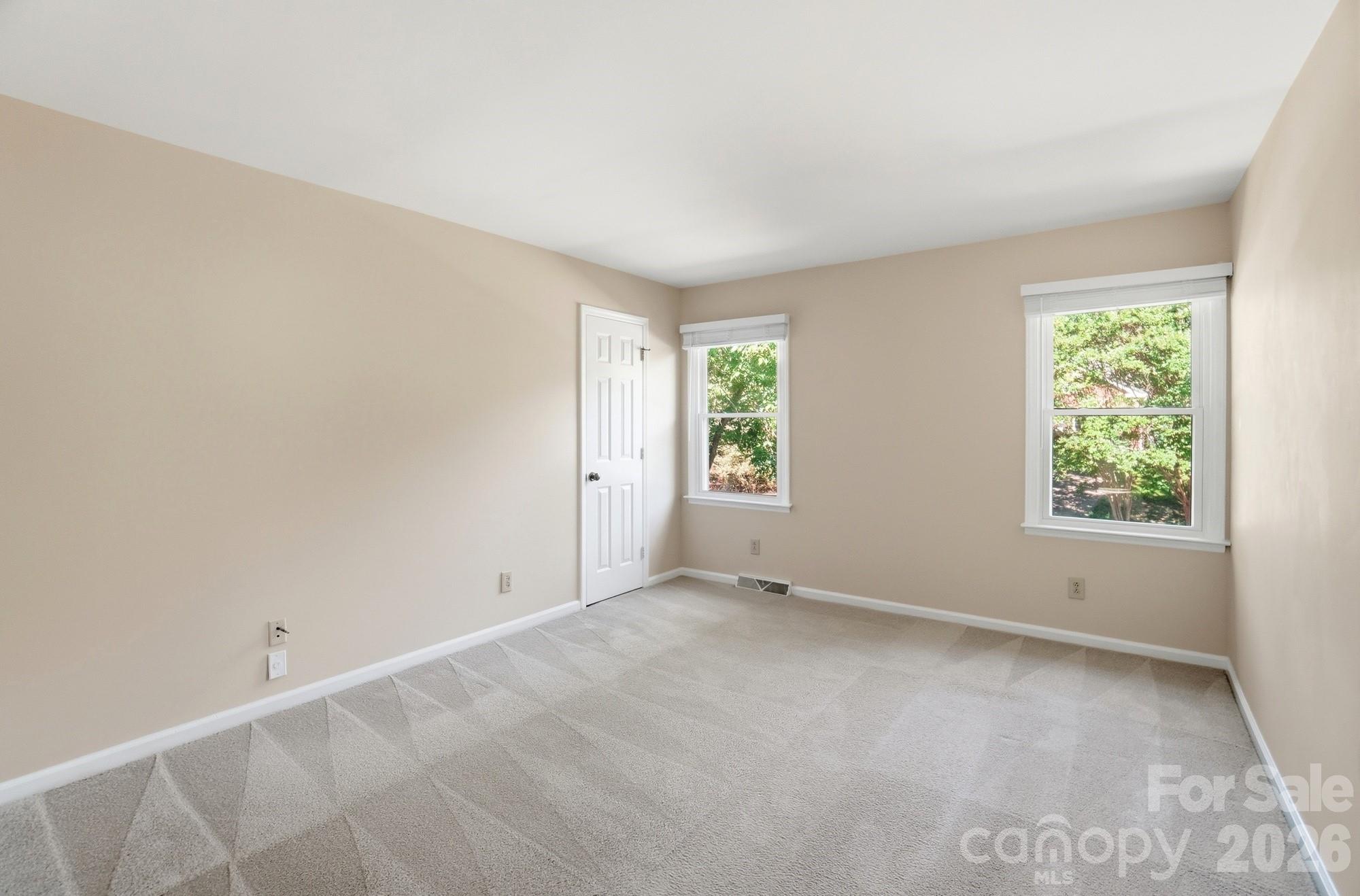 723 Walnut Point Drive Property Photo 37
