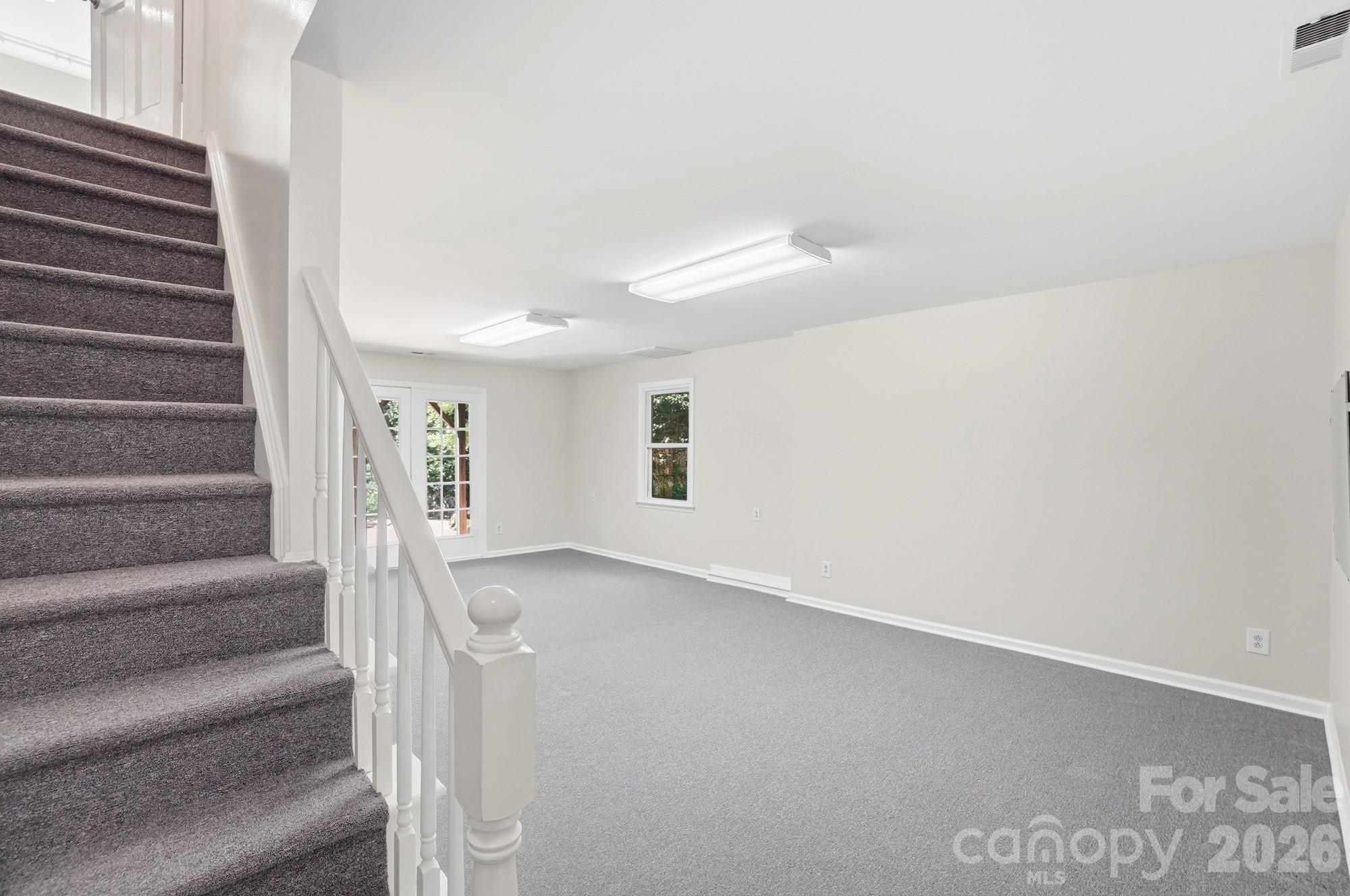723 Walnut Point Drive Property Photo 39