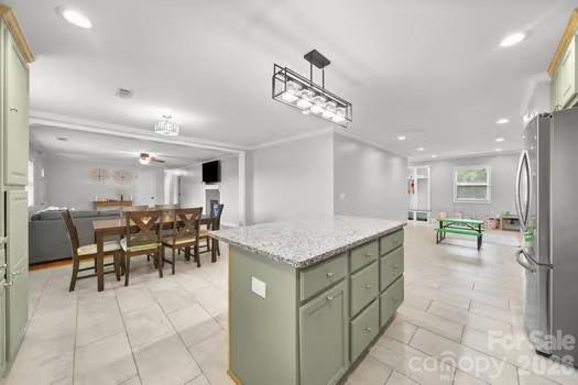 138 Shumaker Drive Property Photo 4