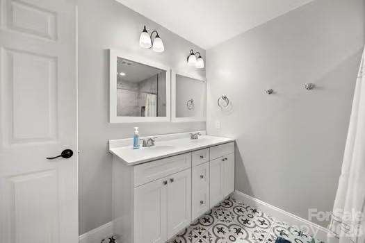 138 Shumaker Drive Property Photo 13