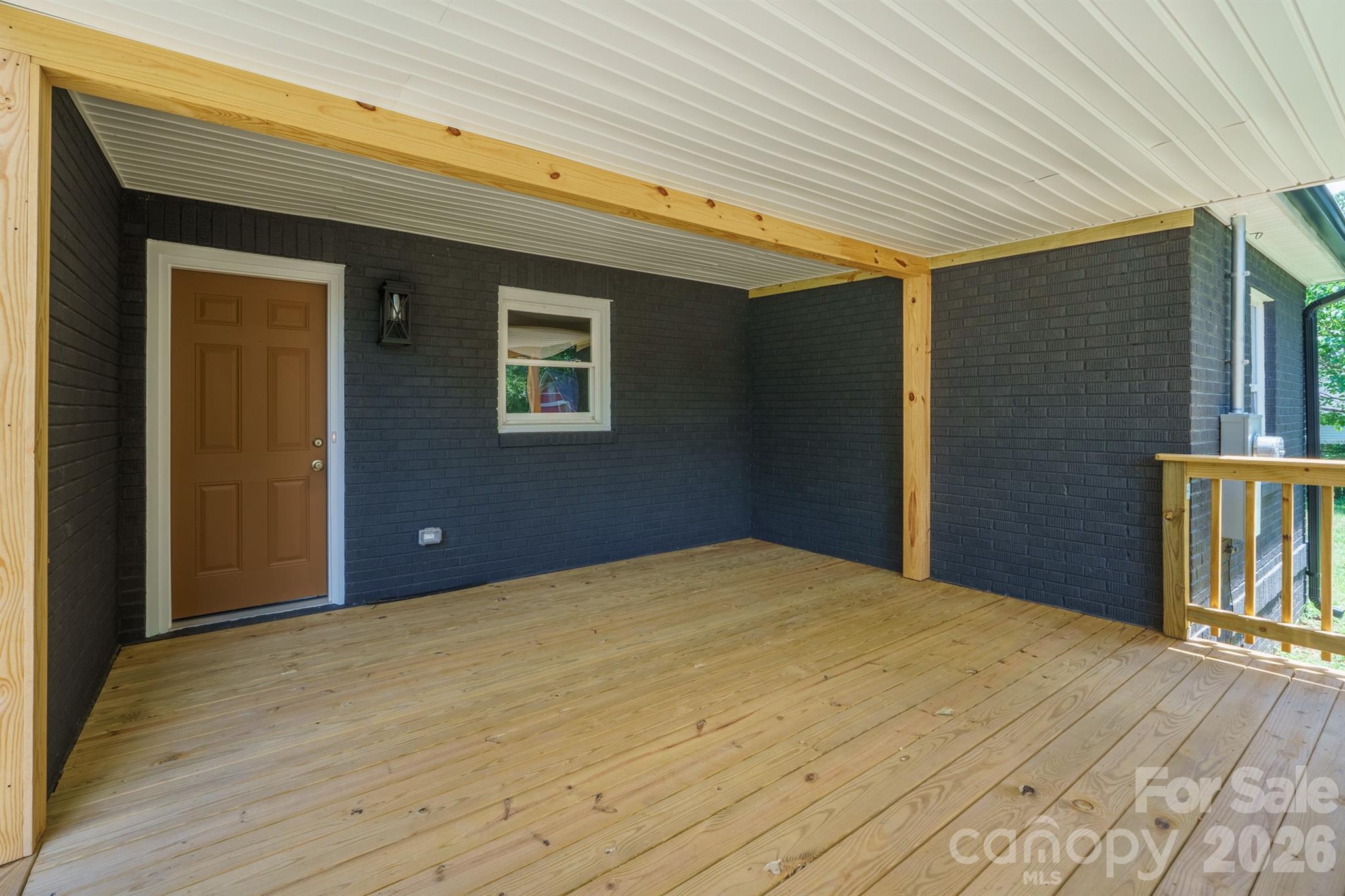 841 Murphy Street Property Photo 7