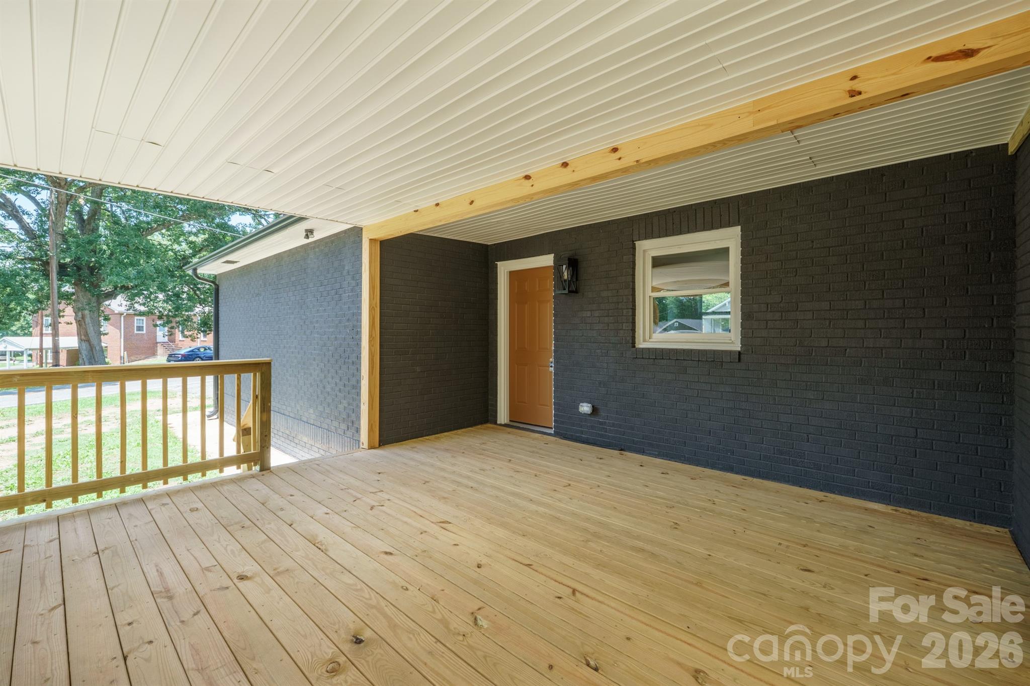 841 Murphy Street Property Photo 8