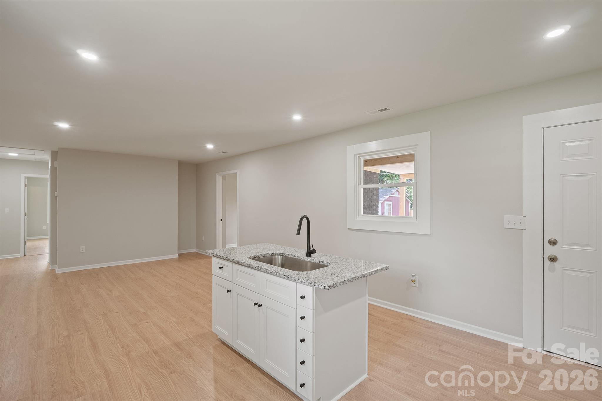 841 Murphy Street Property Photo 16