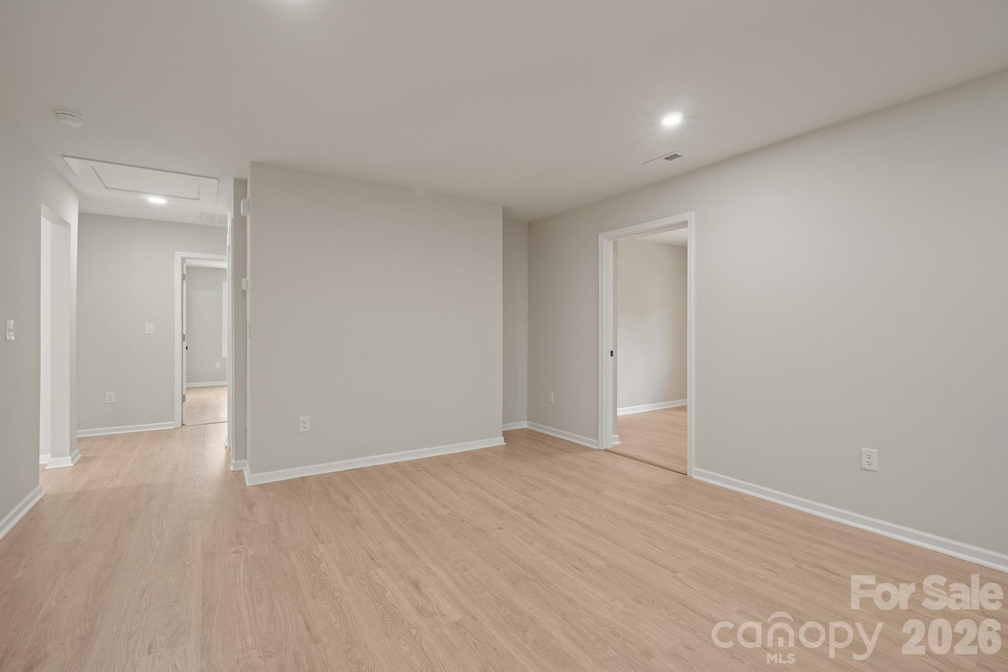 841 Murphy Street Property Photo 17