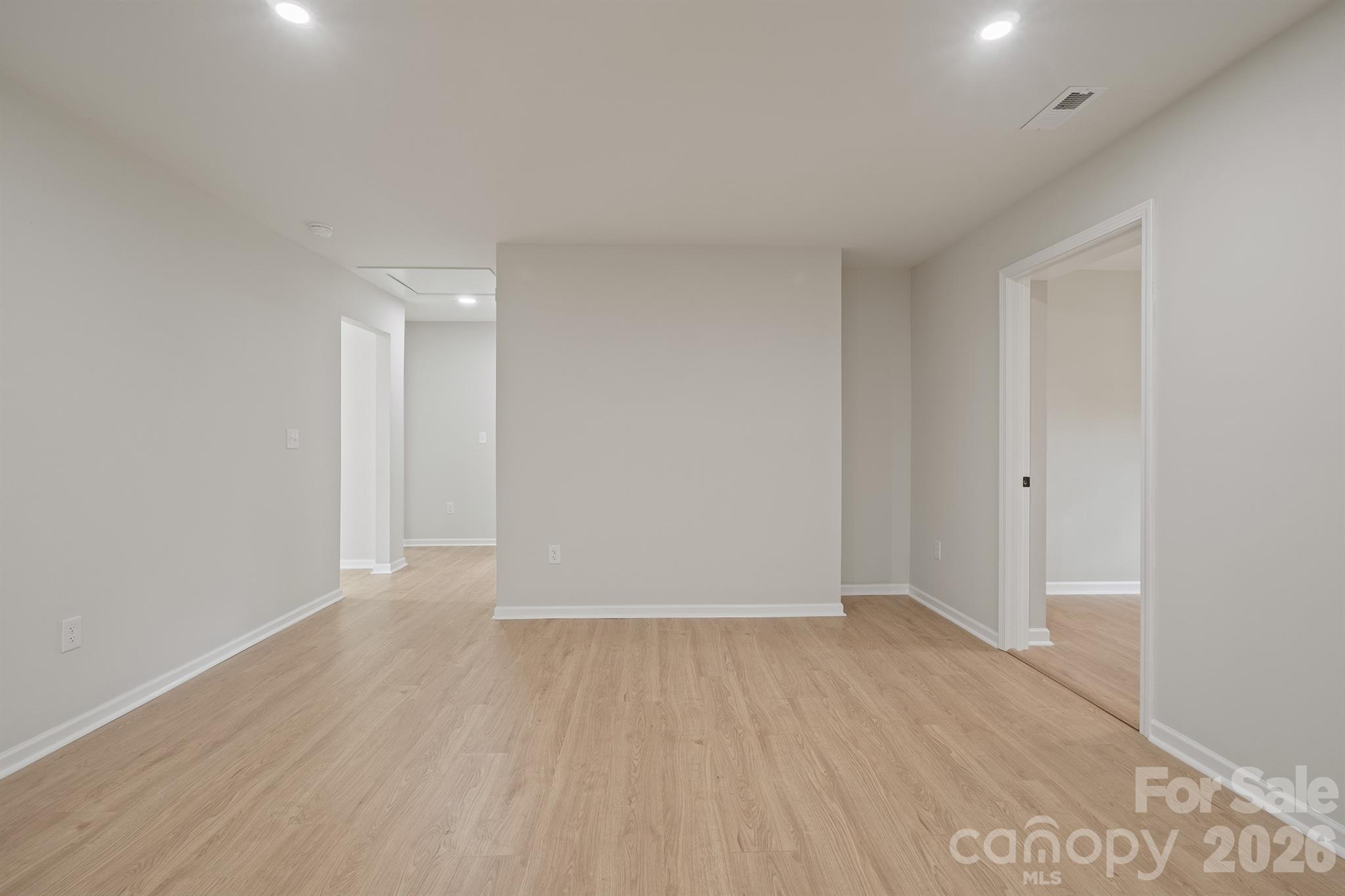 841 Murphy Street Property Photo 18