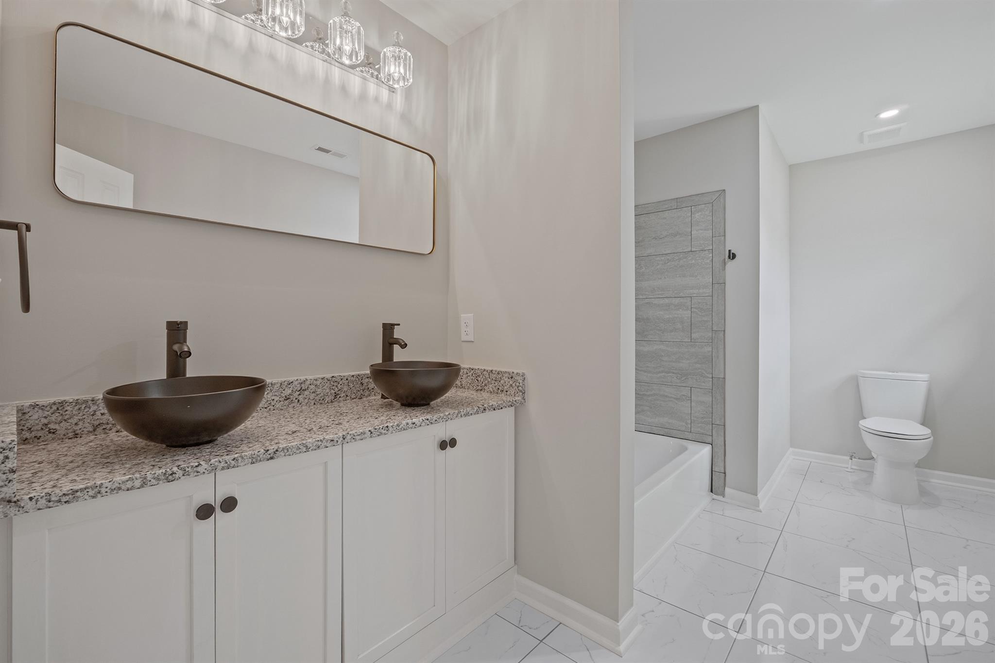 841 Murphy Street Property Photo 25